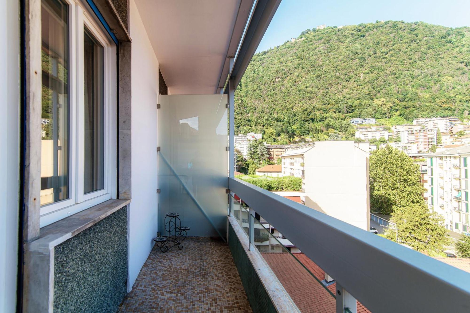 Apartment Turchese - By Myhomeincomo *