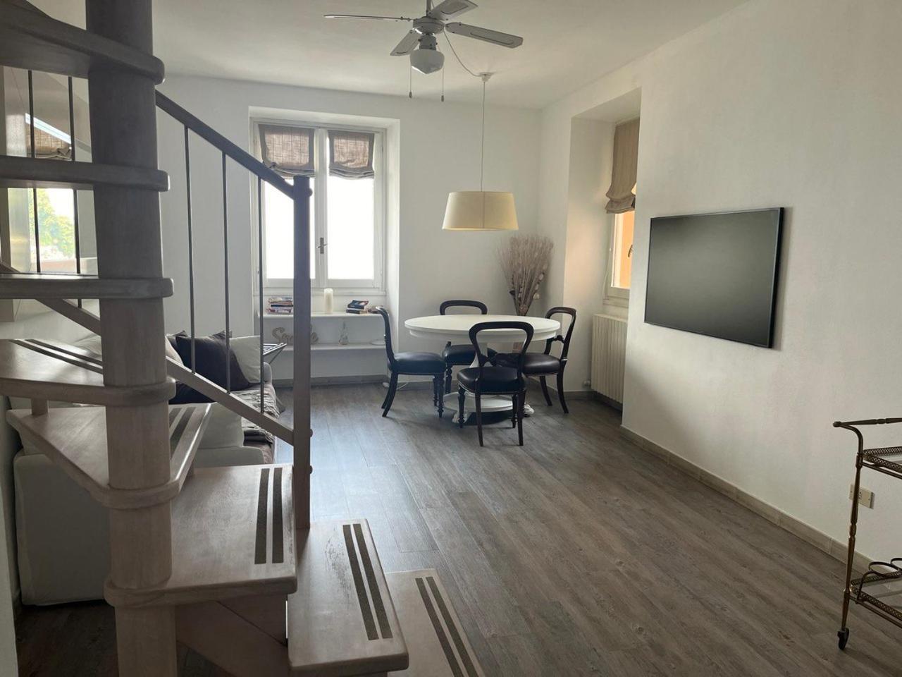 Apartment Divina