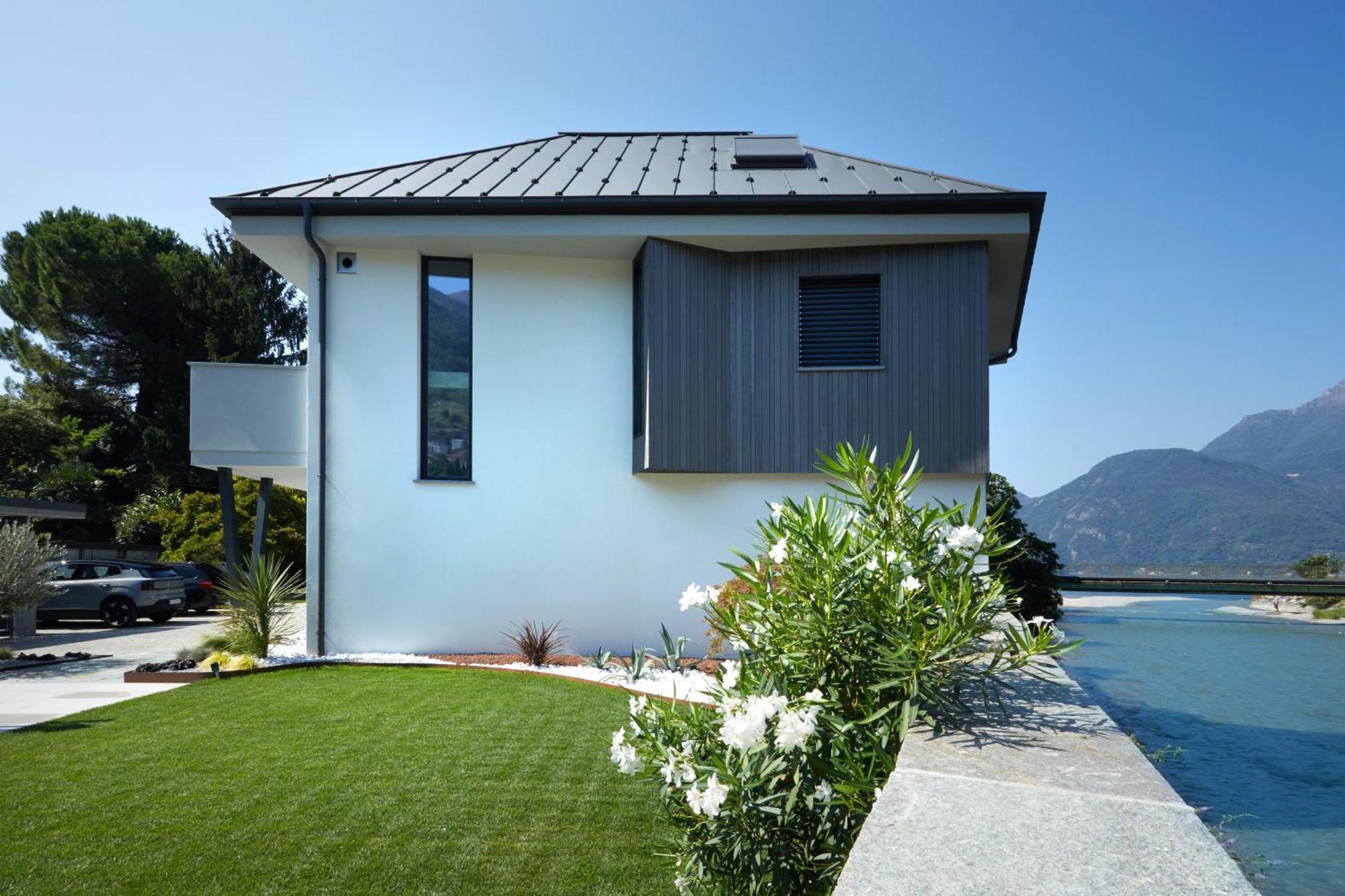 The By The River Holiday home Bellano