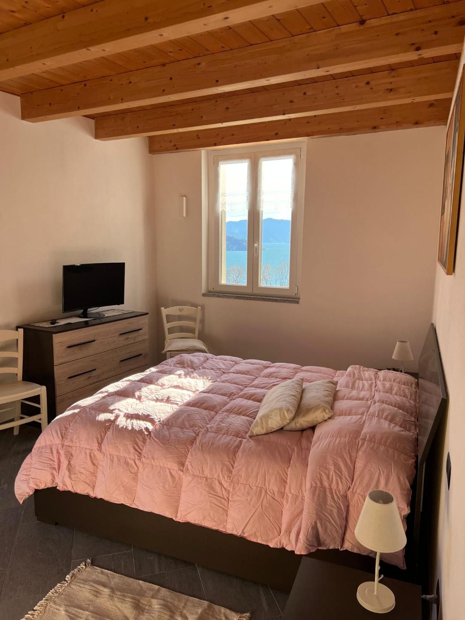 Casa Nonno Nacleto Holiday home Vercana