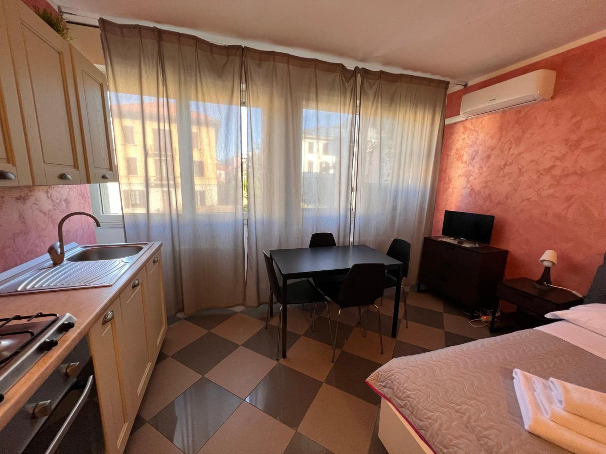 Aurora Apartment
