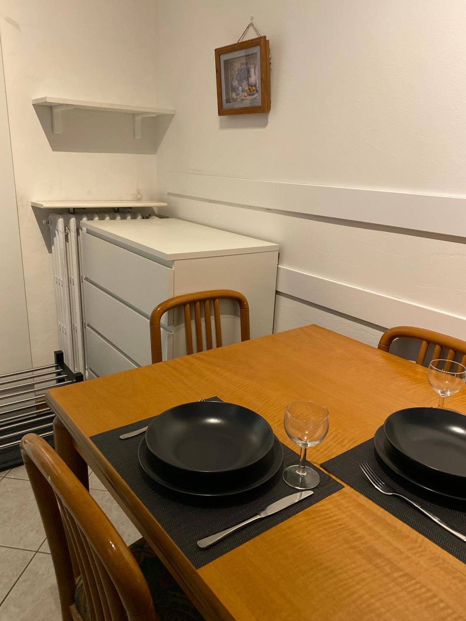 Front Apartments, Lecco