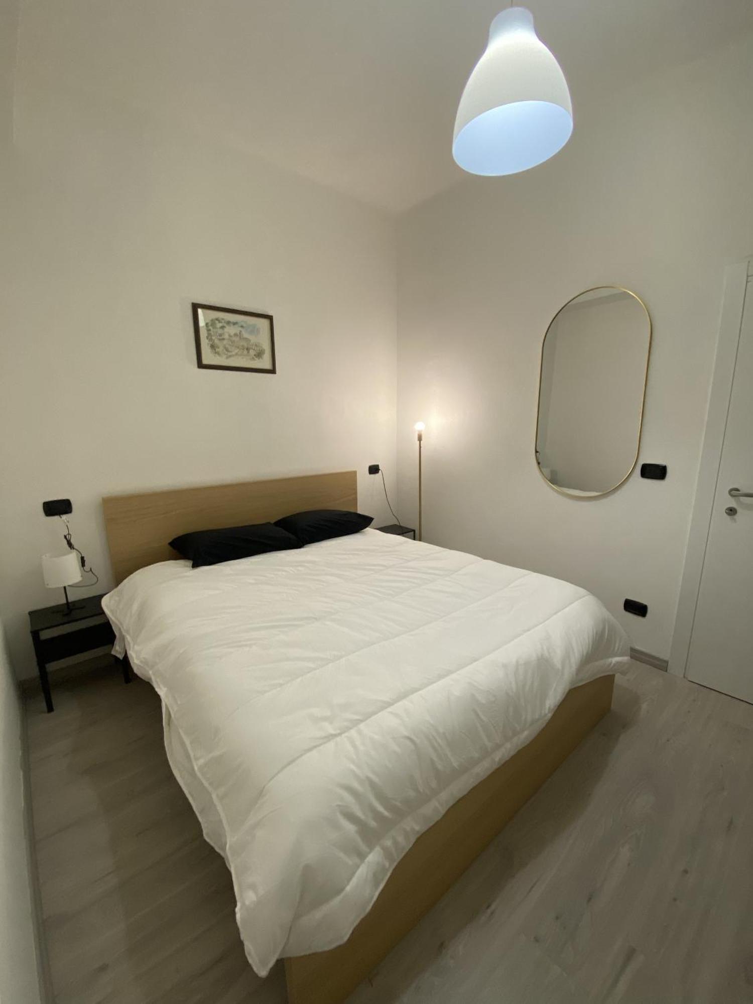 Front Apartments, * Lecco