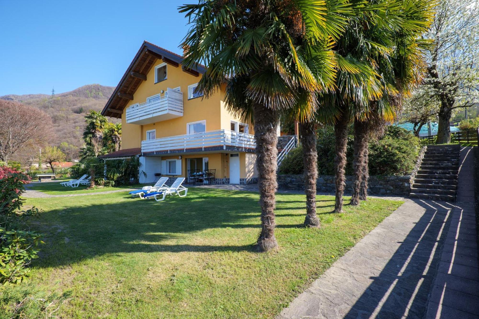 Casa Bellavista Apartment Colico