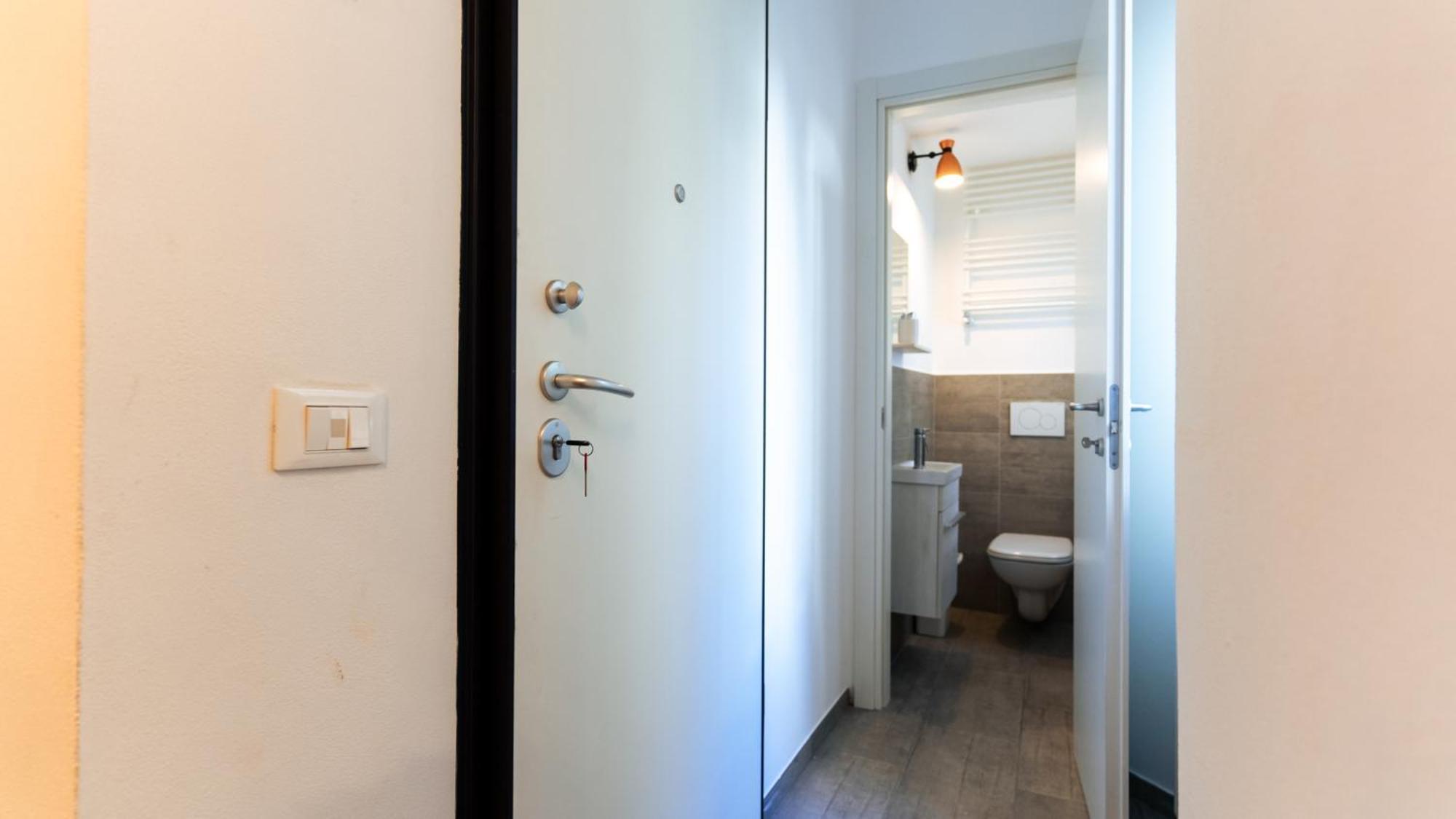 Exclusive - Magritte Style Apartment