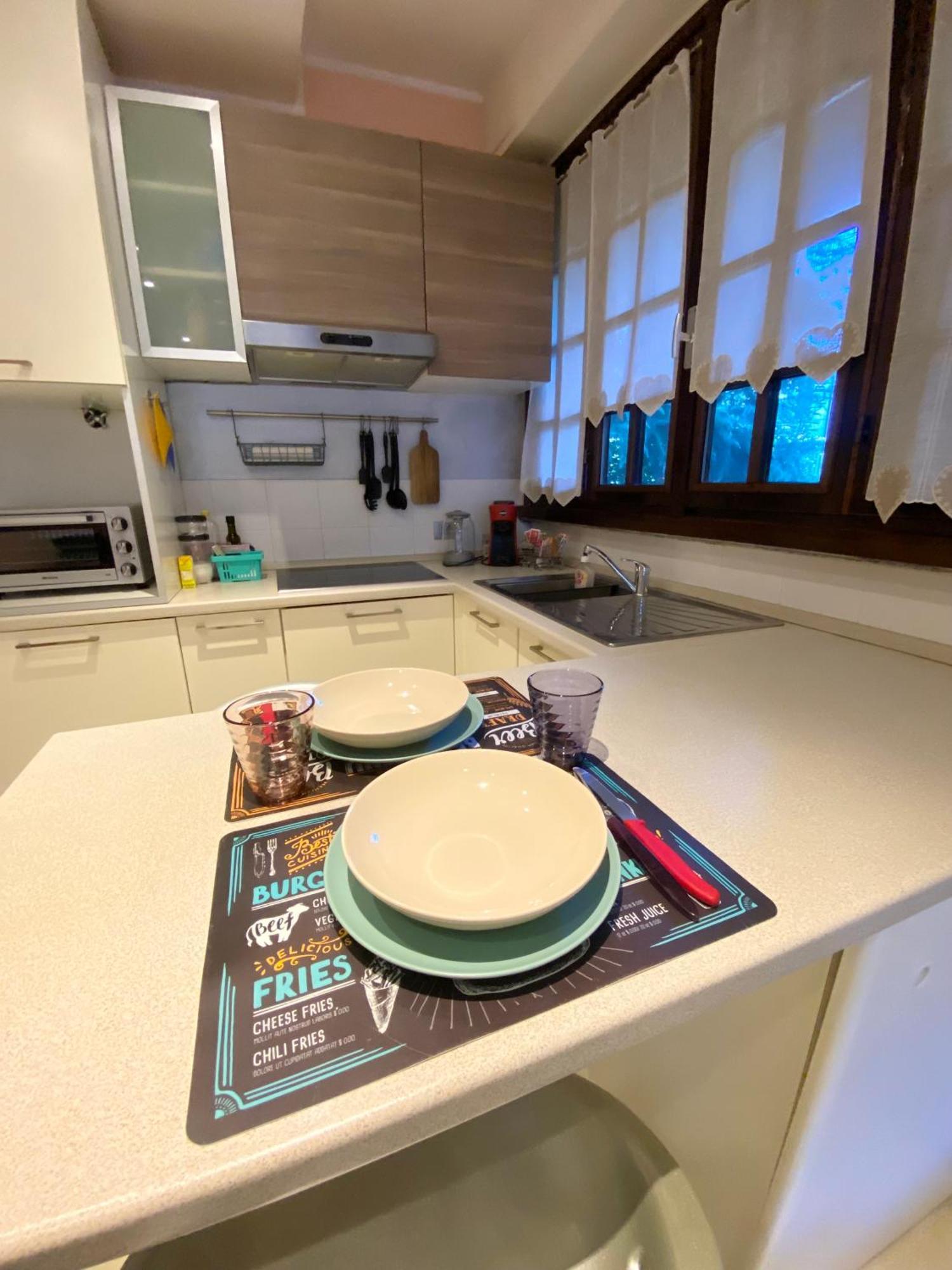 Cool Flat - Private Parking & Rooftop Terrace Holiday home *