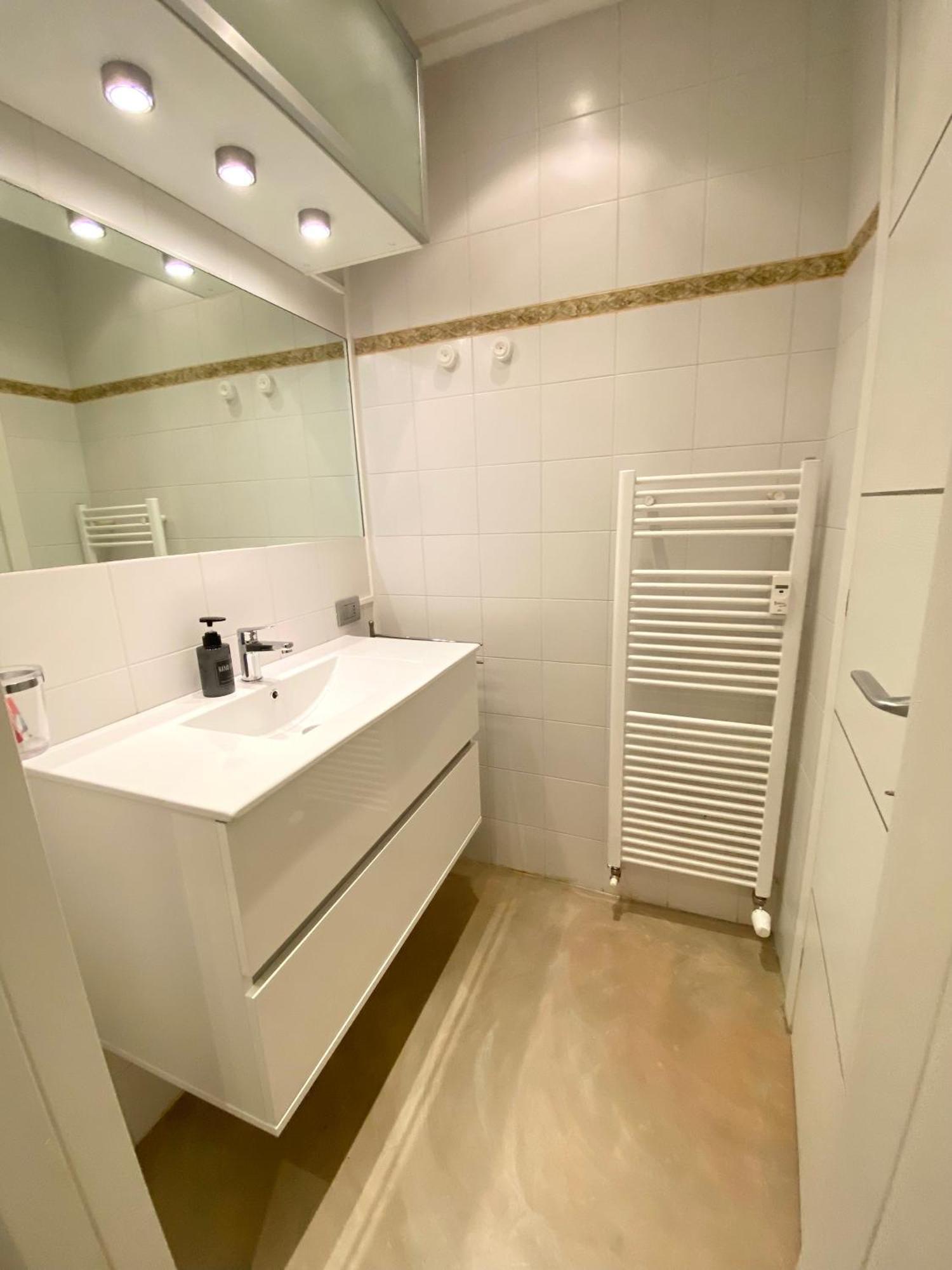 Cool Flat