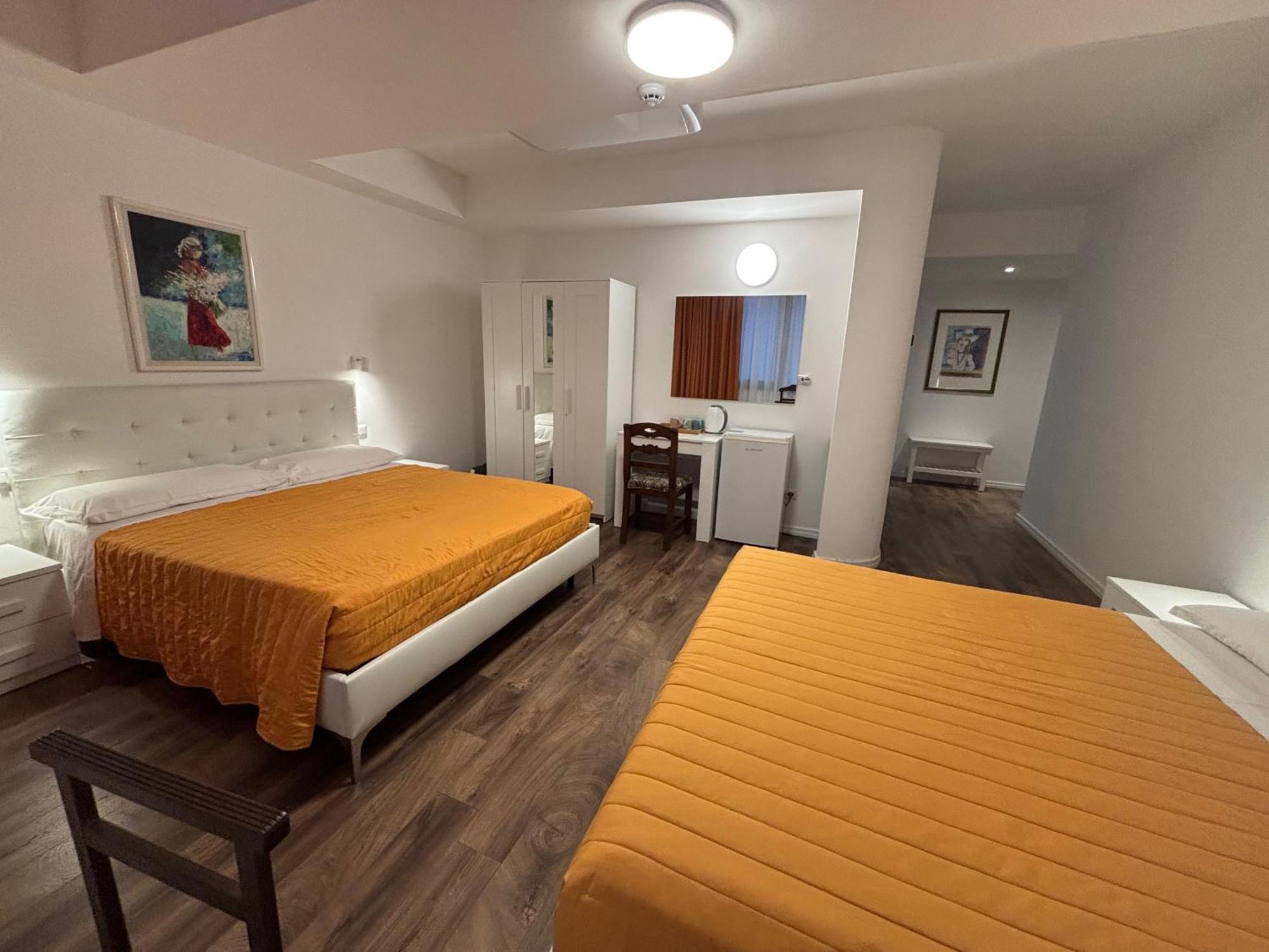 Victoria Royal Garden Aparthotel 3*