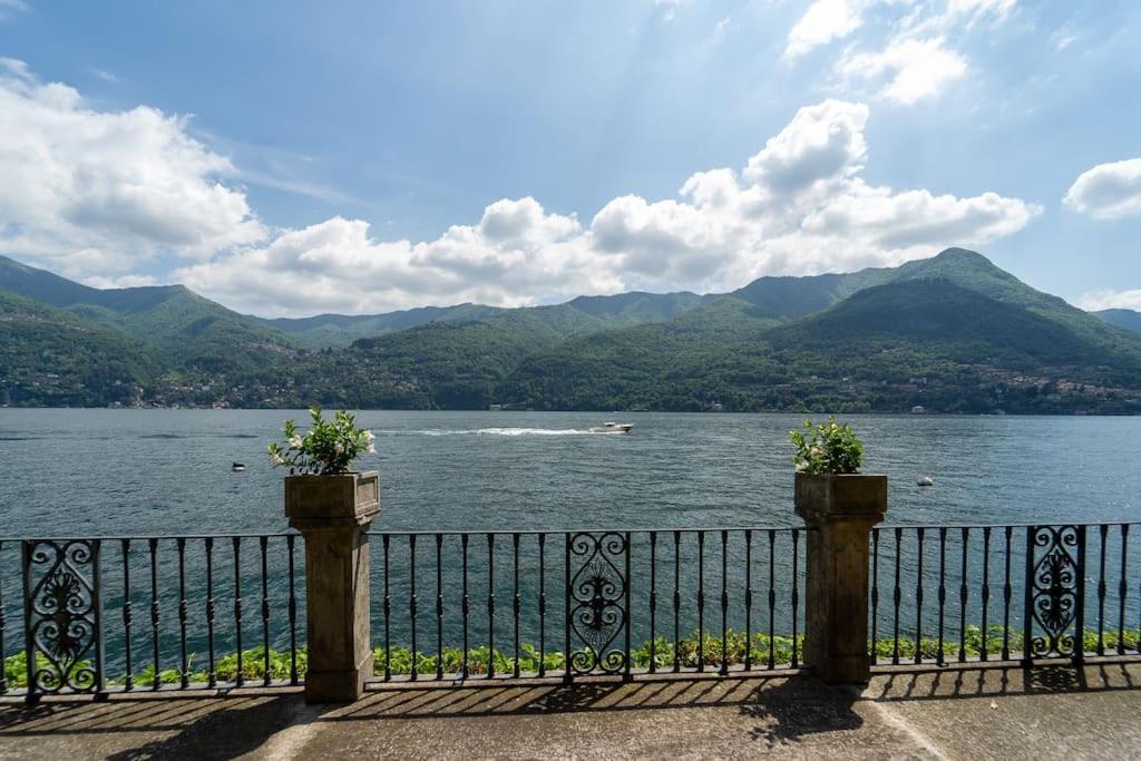 Lakefront 1800s Private Dock, Art Luxury Villa Carate Urio