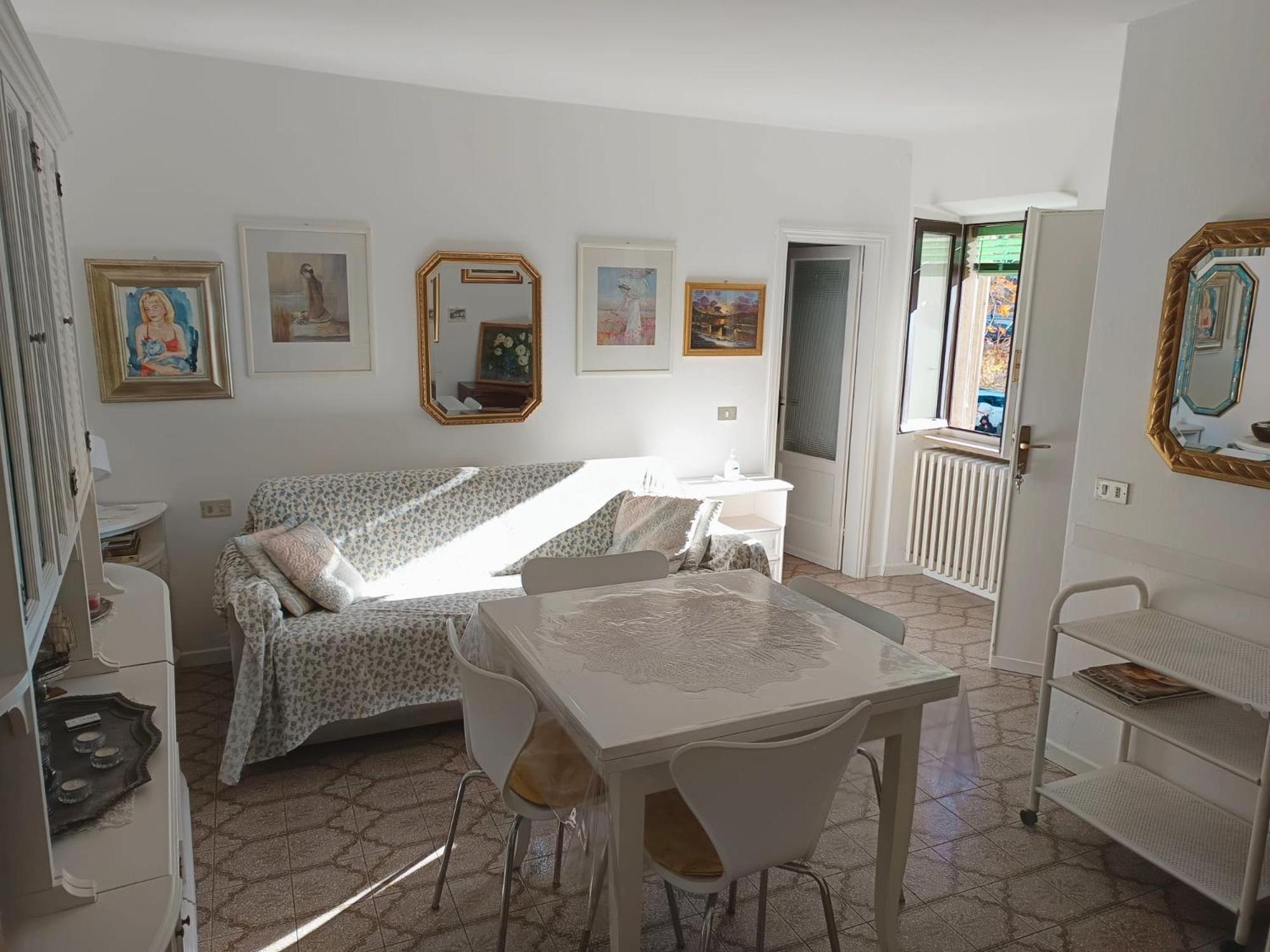 Apartment Maddalena House Varenna