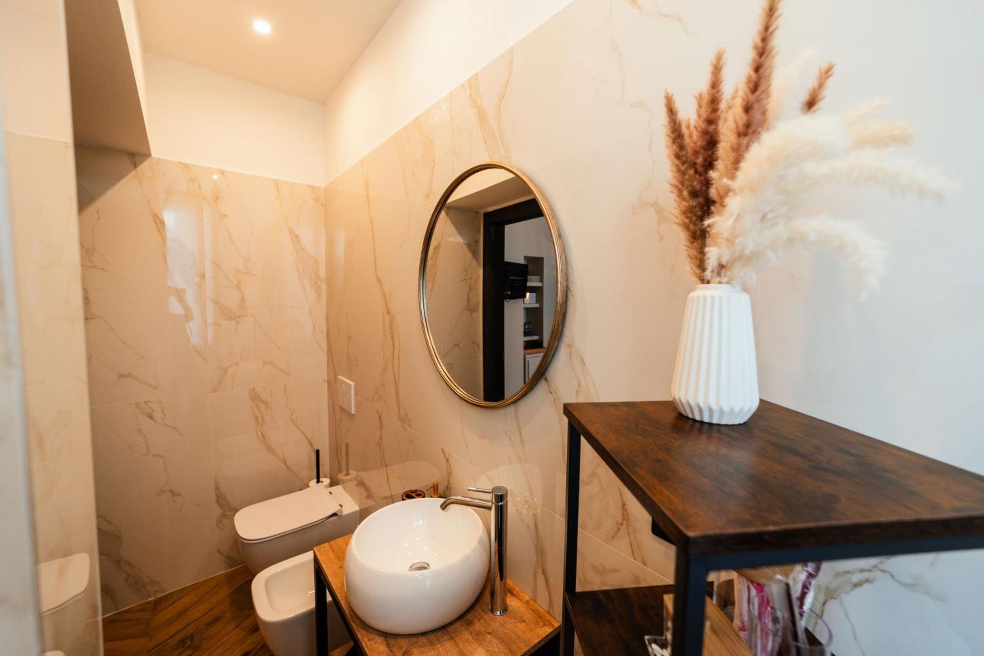 David's Suite&spa Con Parcheggio Privato Apartment Como