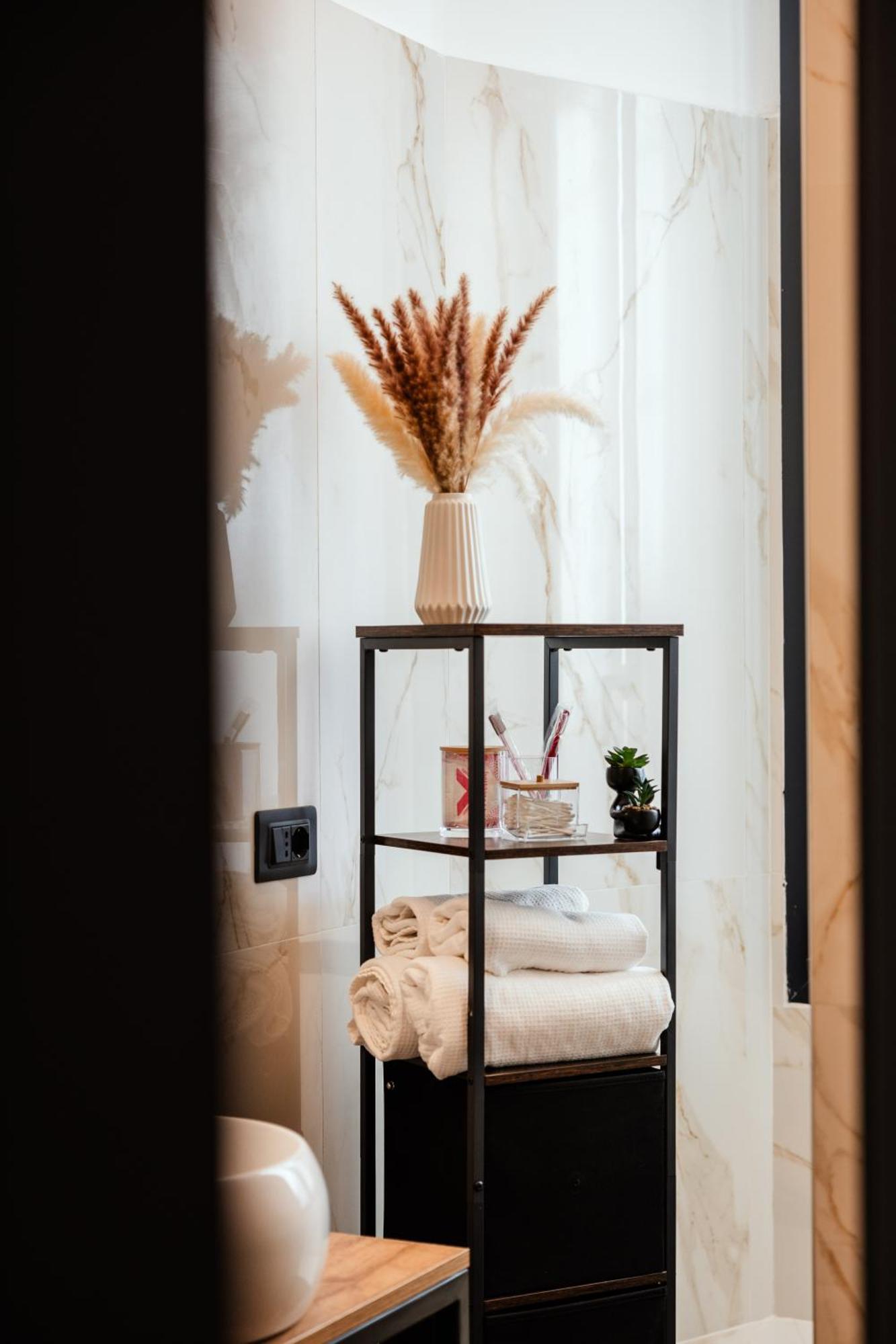 David's Suite&spa Con Parcheggio Privato Apartment *