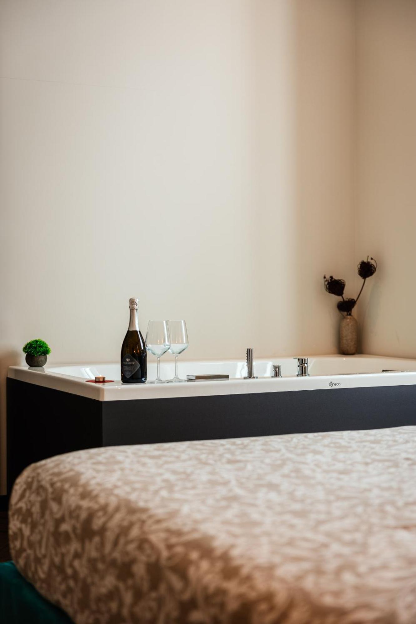 David's Suite&spa Con Parcheggio Privato * Como