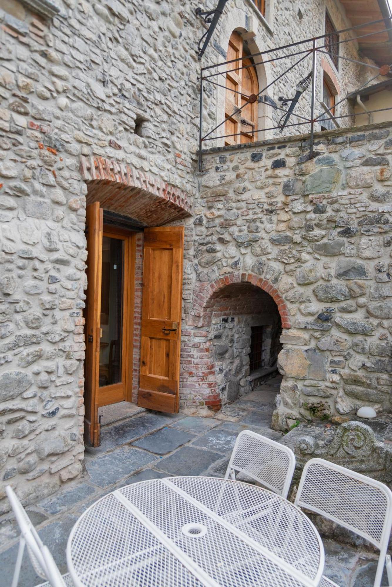 Torretta Della Pescalina - - Lecco Apartment *