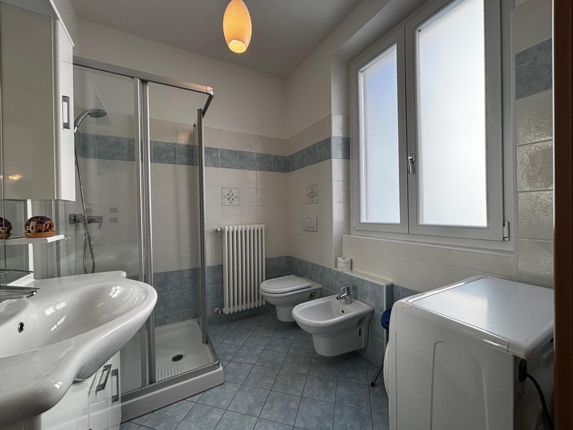 La Casa Di Emy- Larihome A74 Apartment *
