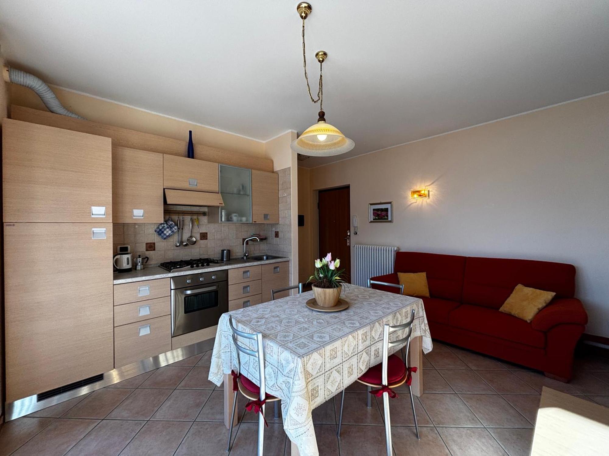 La Casa Di Emy- Larihome A74 *