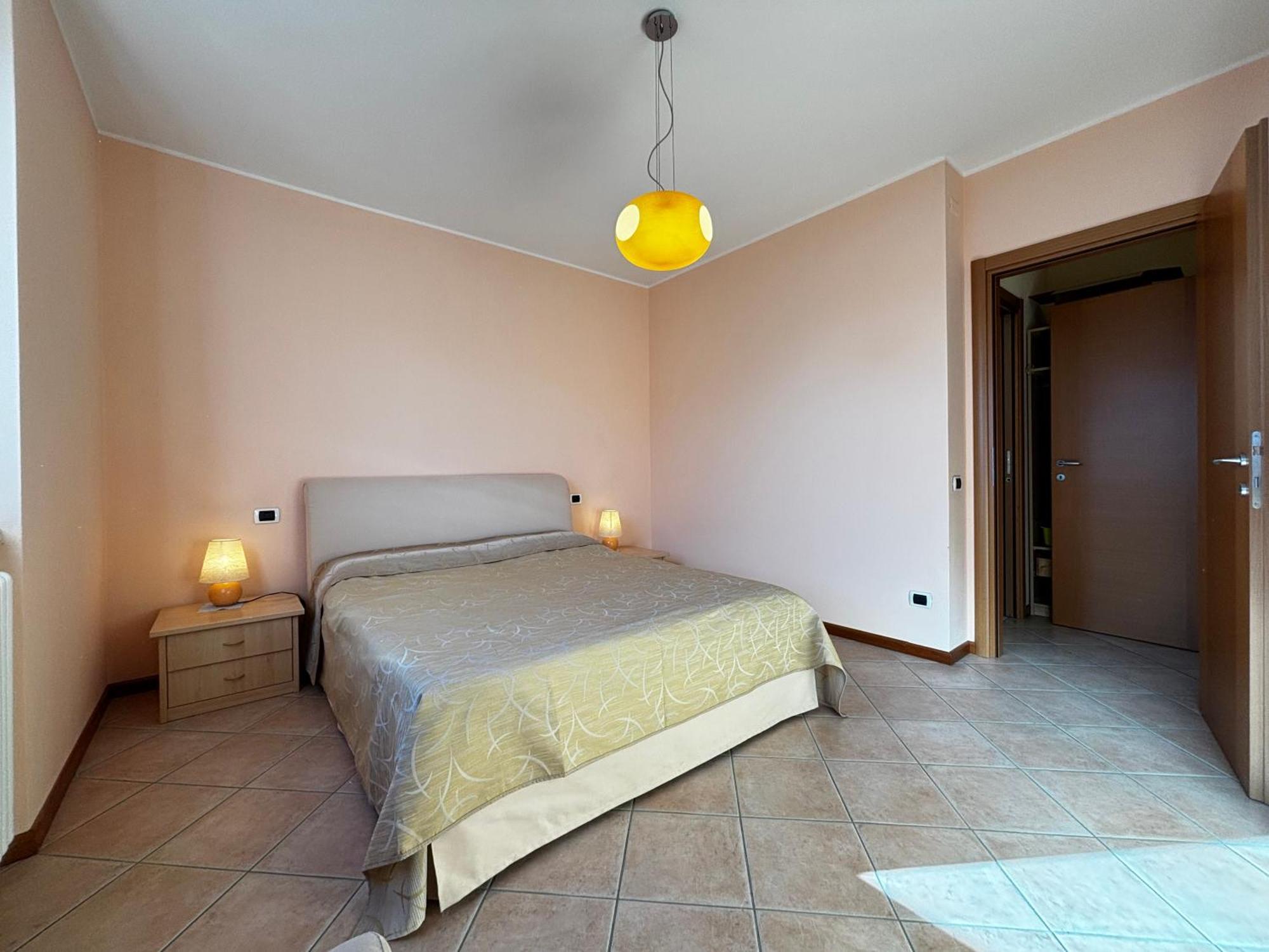 Apartment La Casa Di Emy- Larihome A74