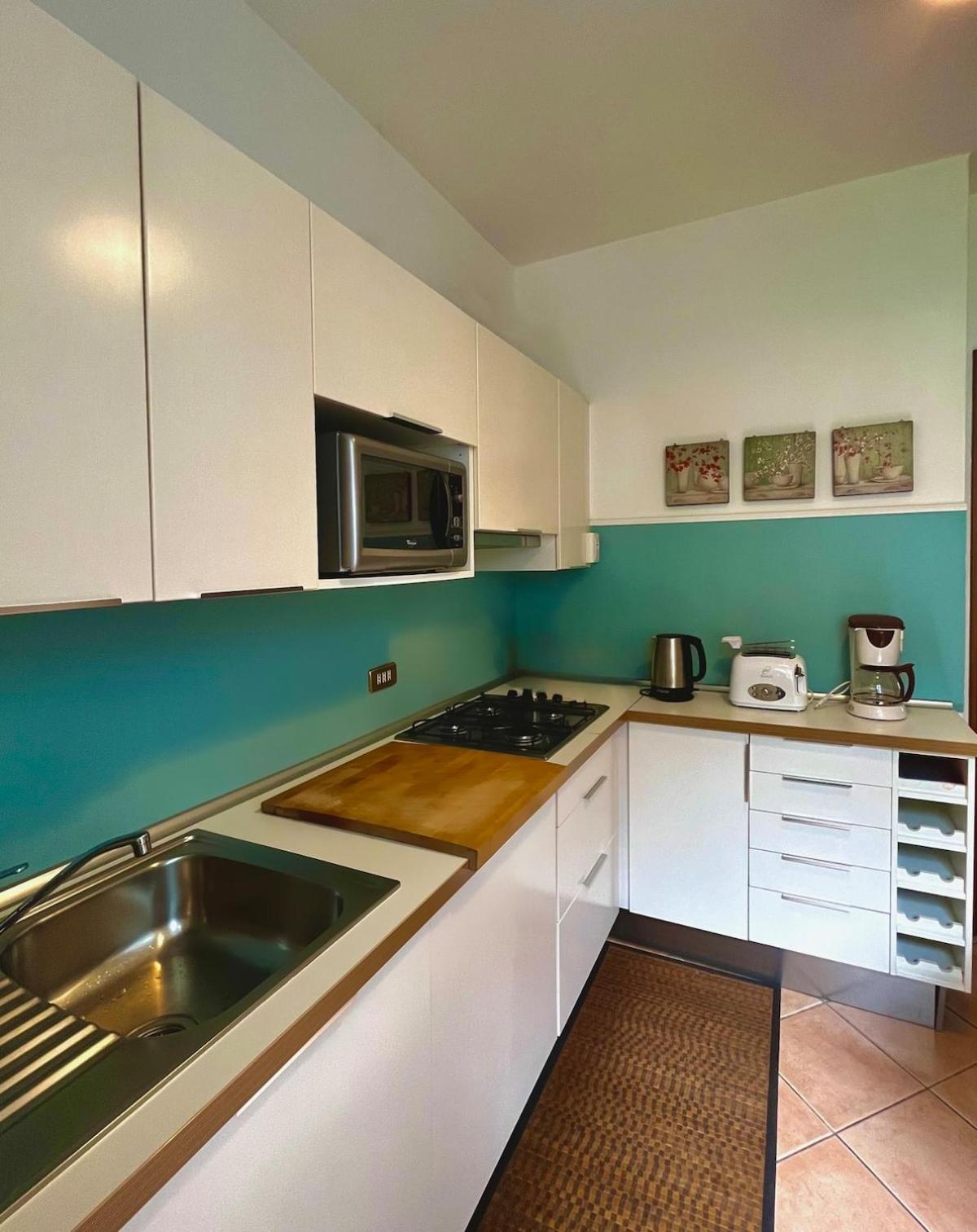 Apartment Stunning Renovated Flat On With Parking Mezzegra