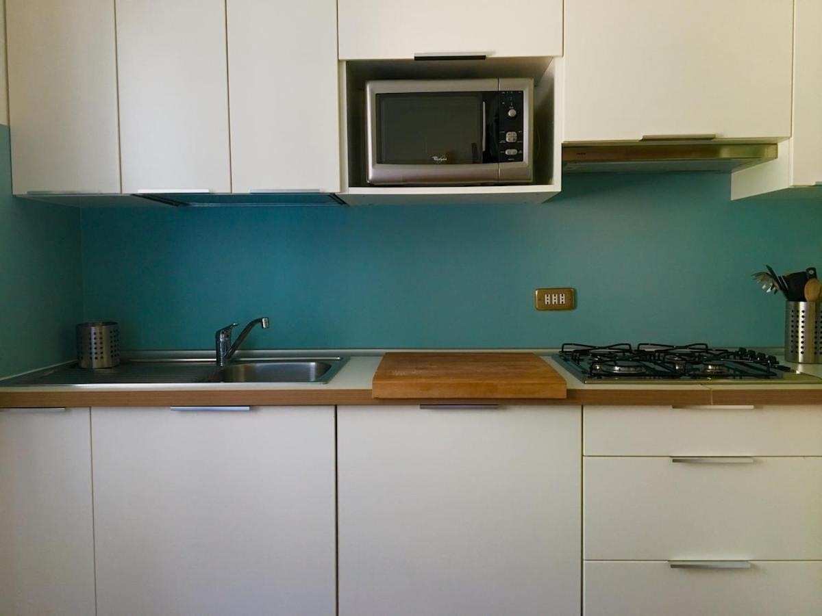 Stunning Renovated Flat On With Parking Mezzegra