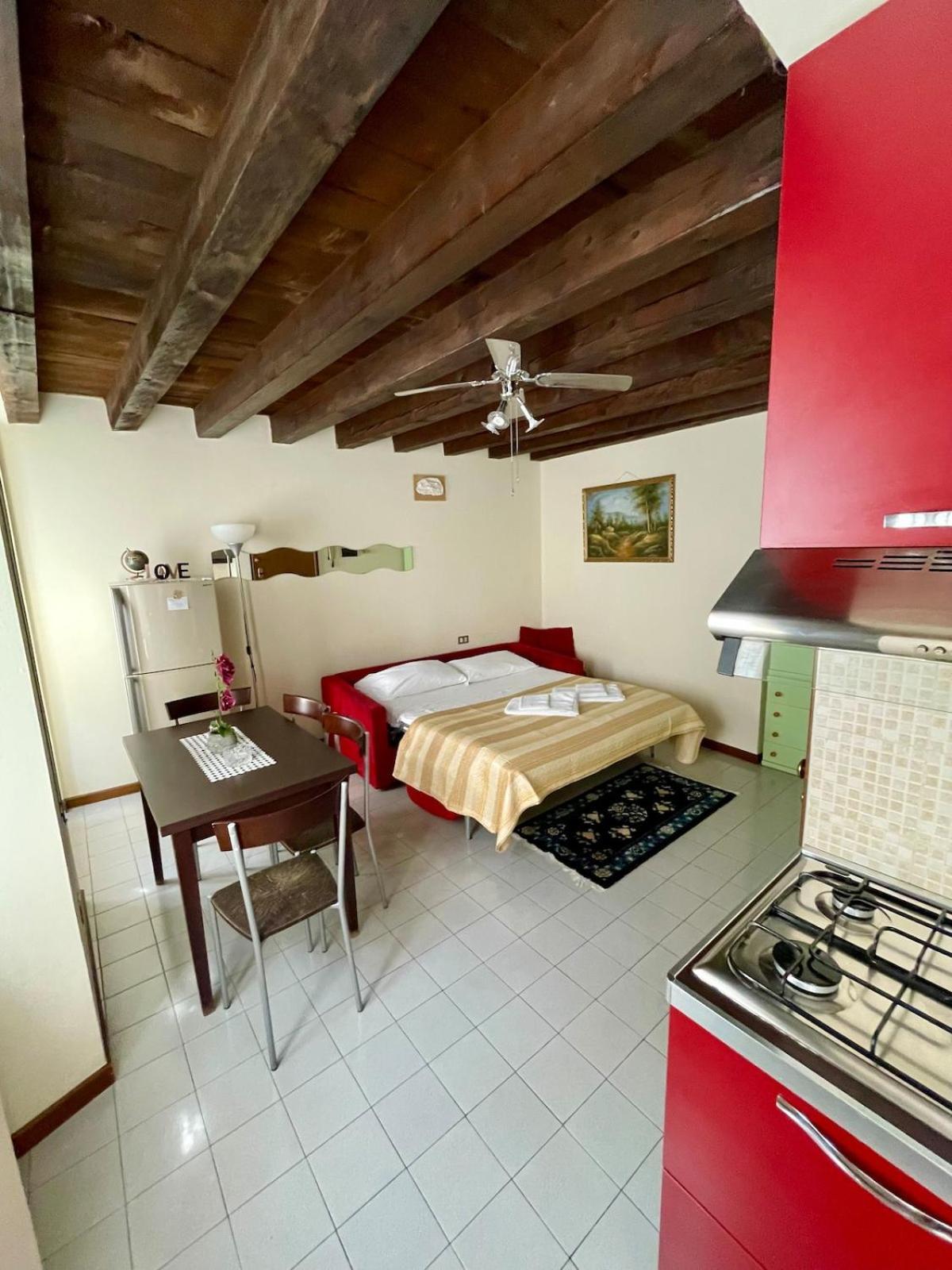Amazing Apartment Como