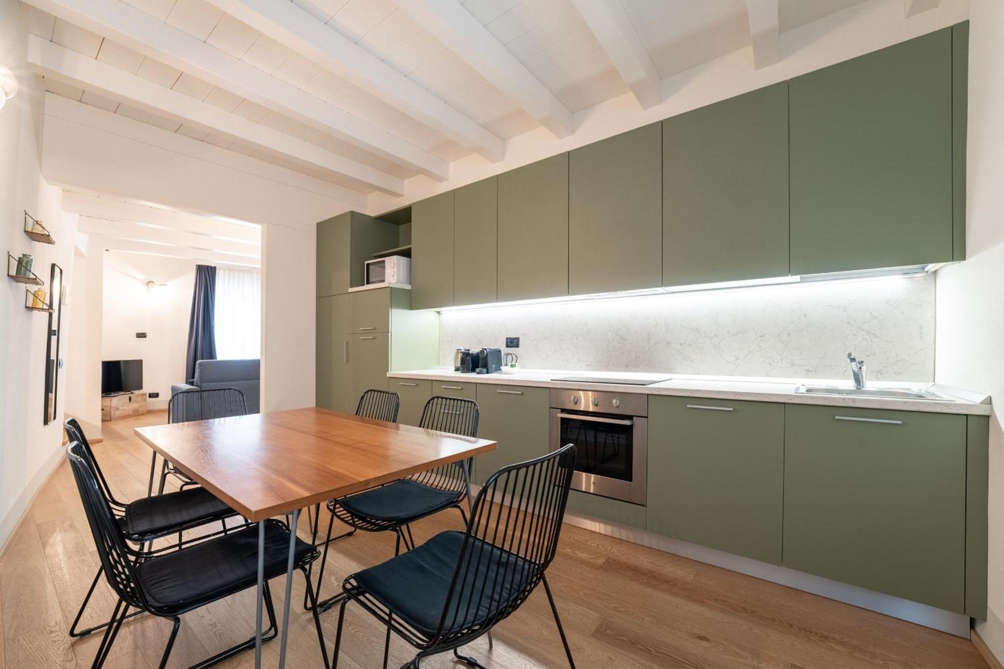 Apartment Palazzo Odescalchi By Wonderful Italy Como