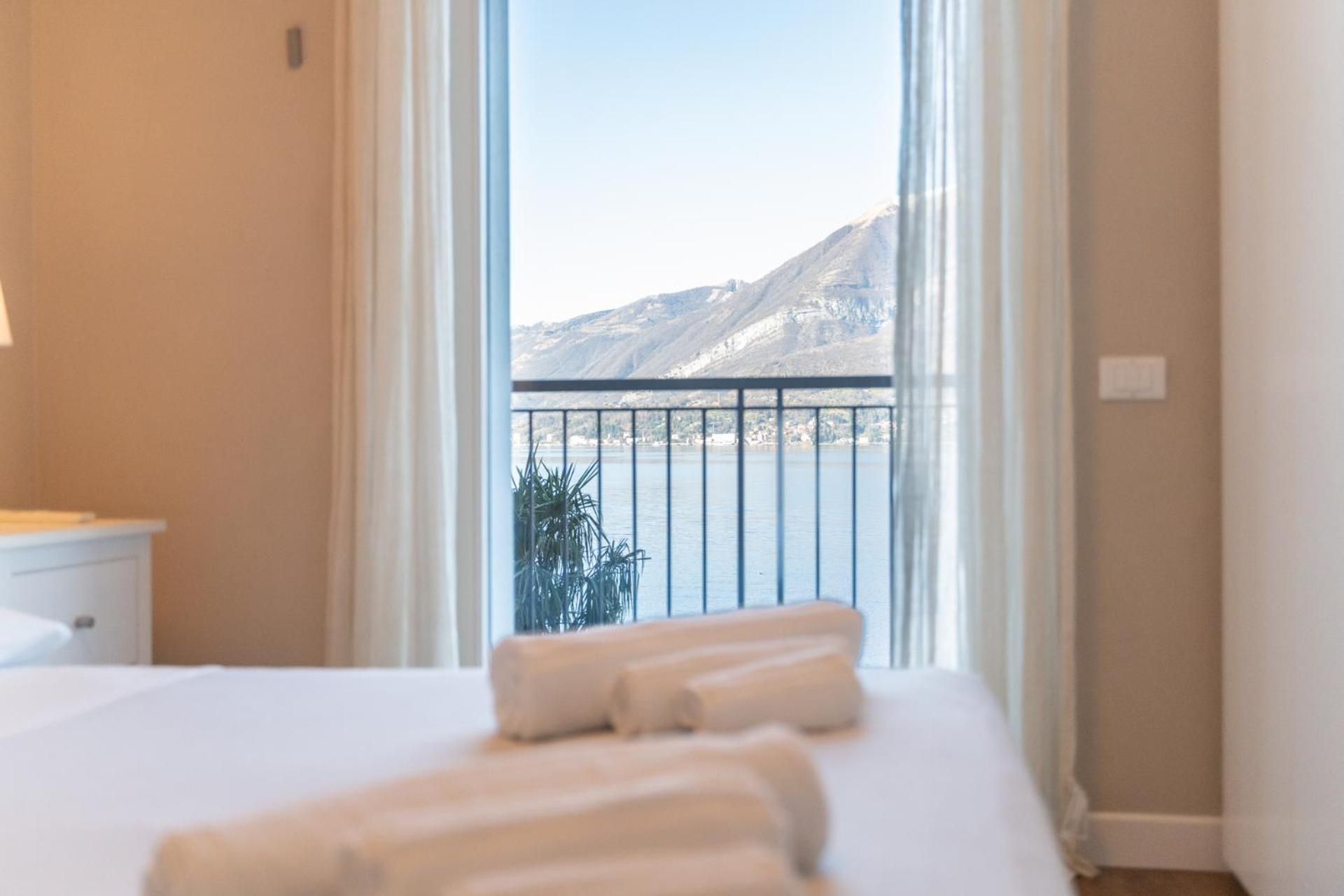 La Roseta Apartment Varenna