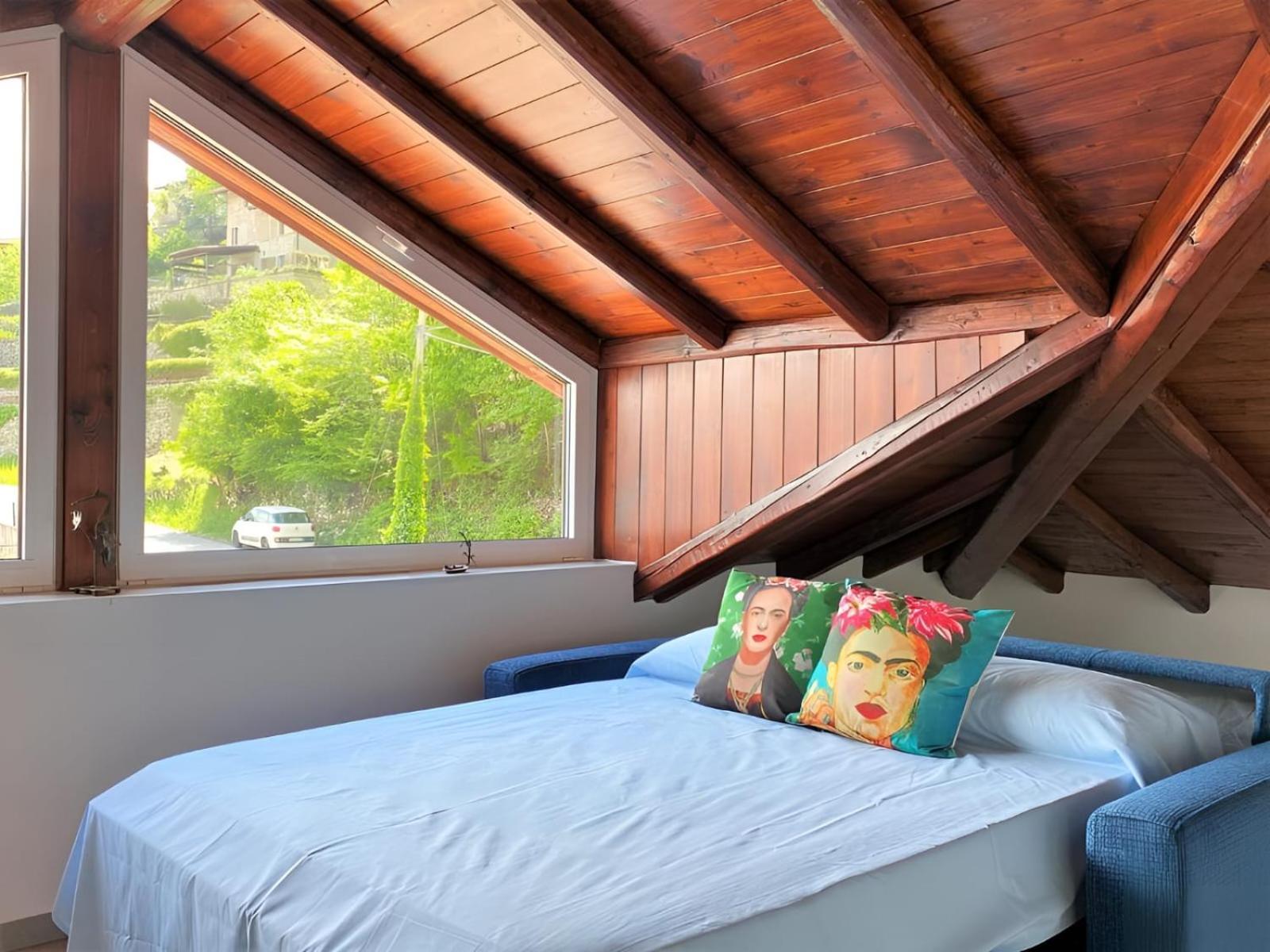 La Rondinella Comolake Apartment *