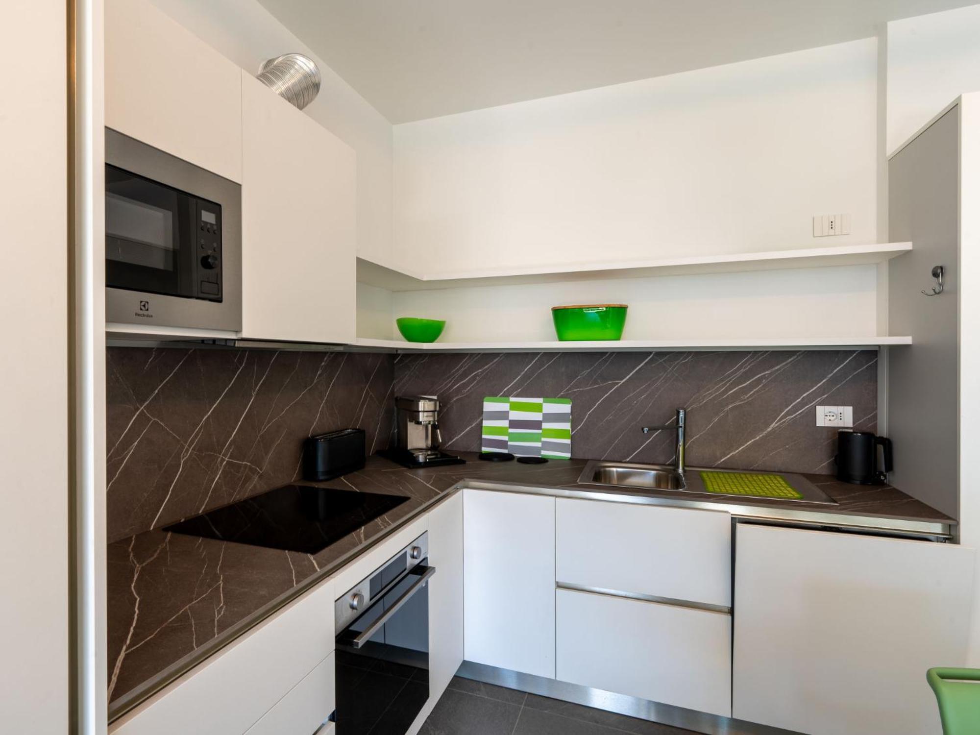 Le By Interhome