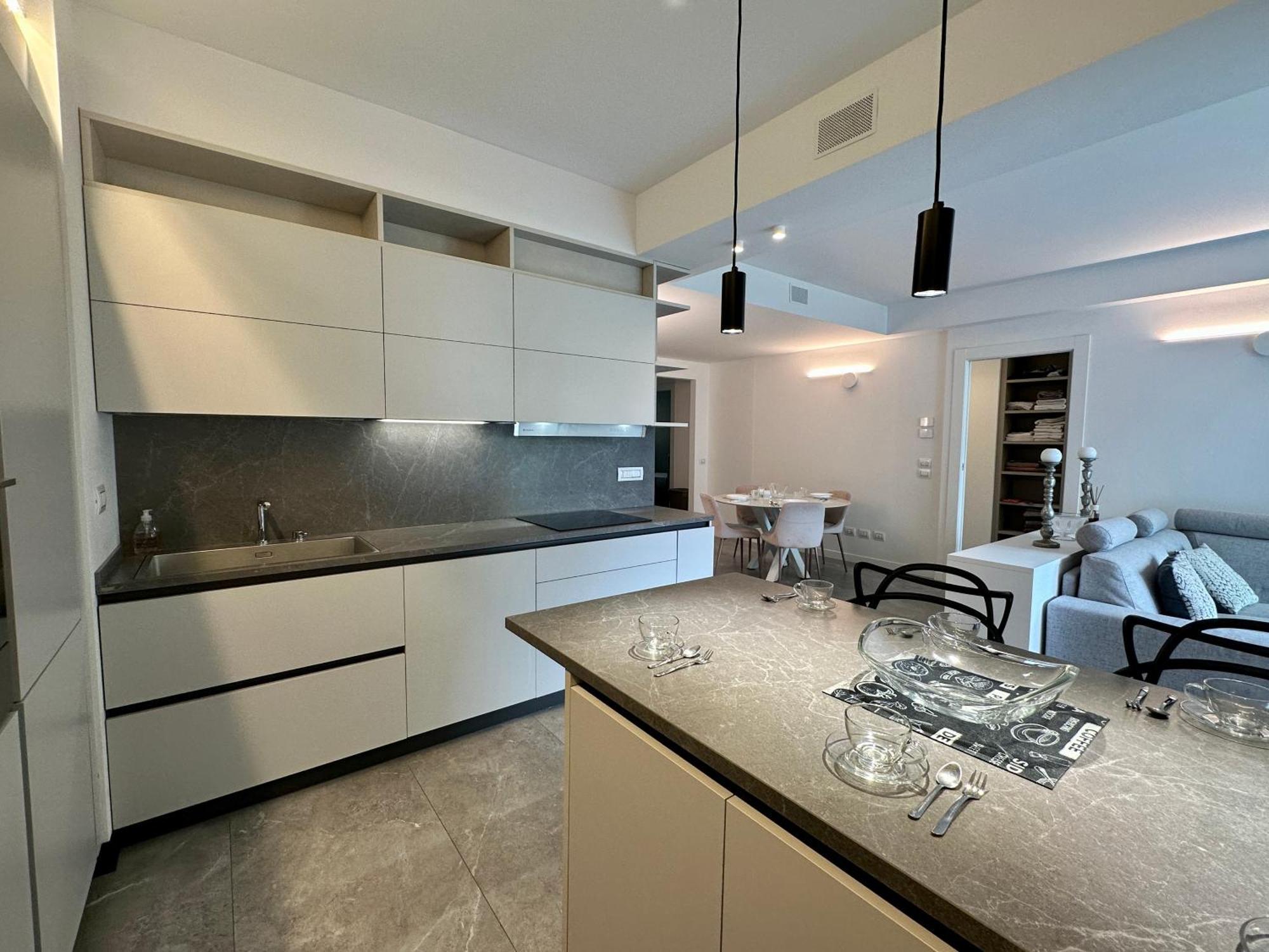 Luxury View - - Apartment