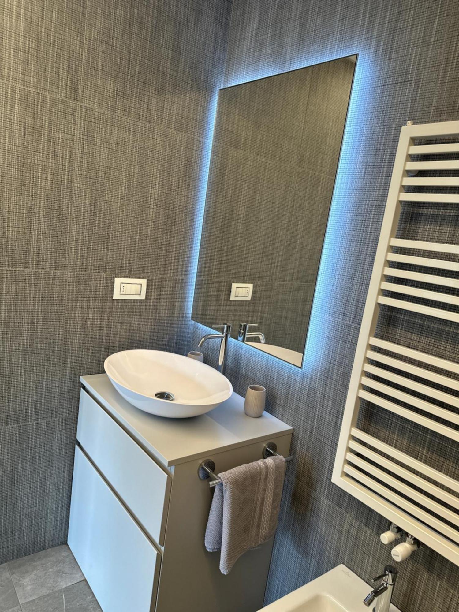 Luxury View - -