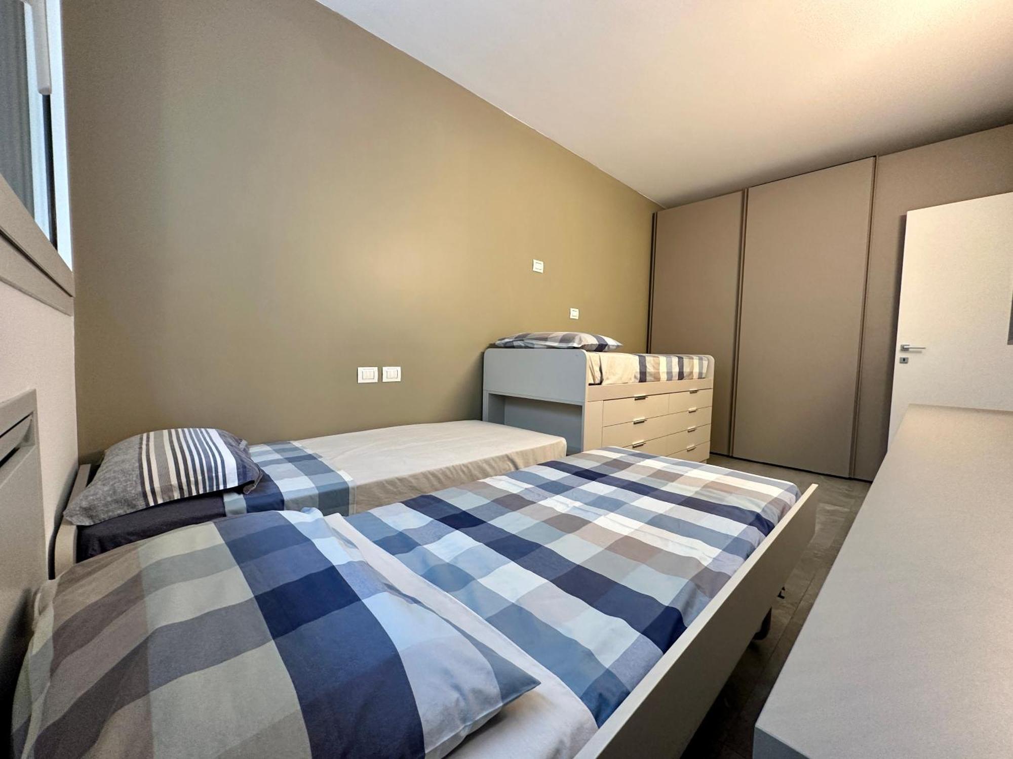 Luxury View - - *