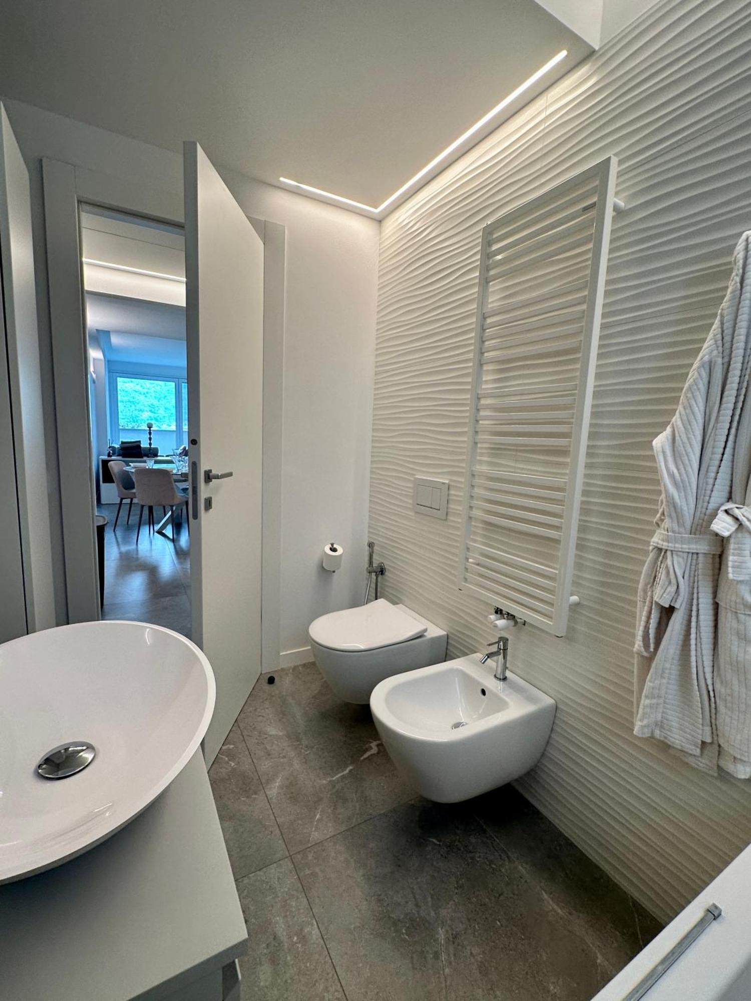 Luxury View - - Apartment Cernobbio