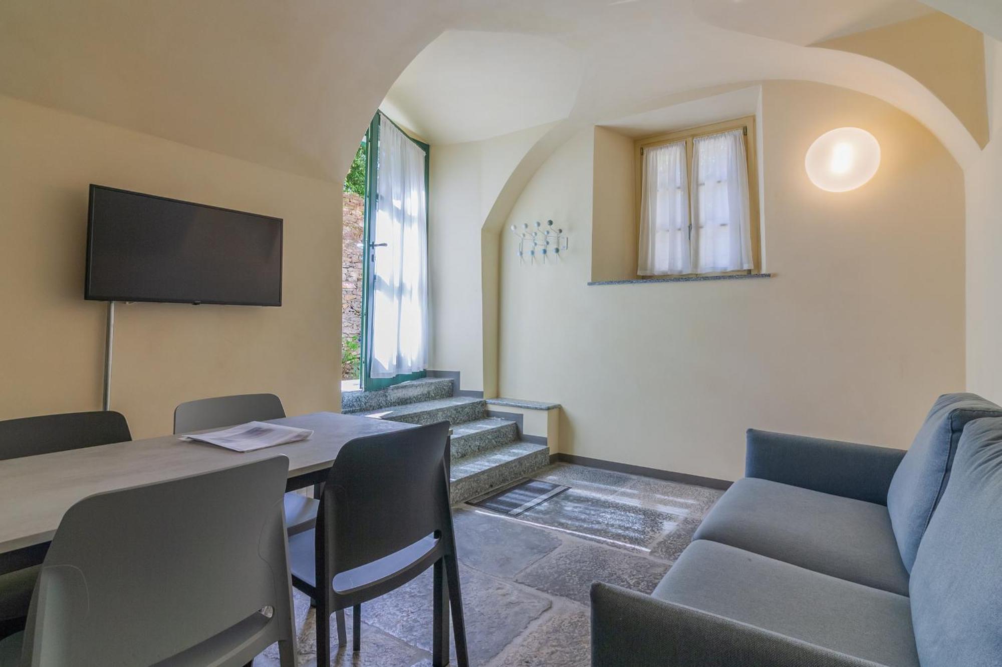 Tiny Duke Apartment Varenna