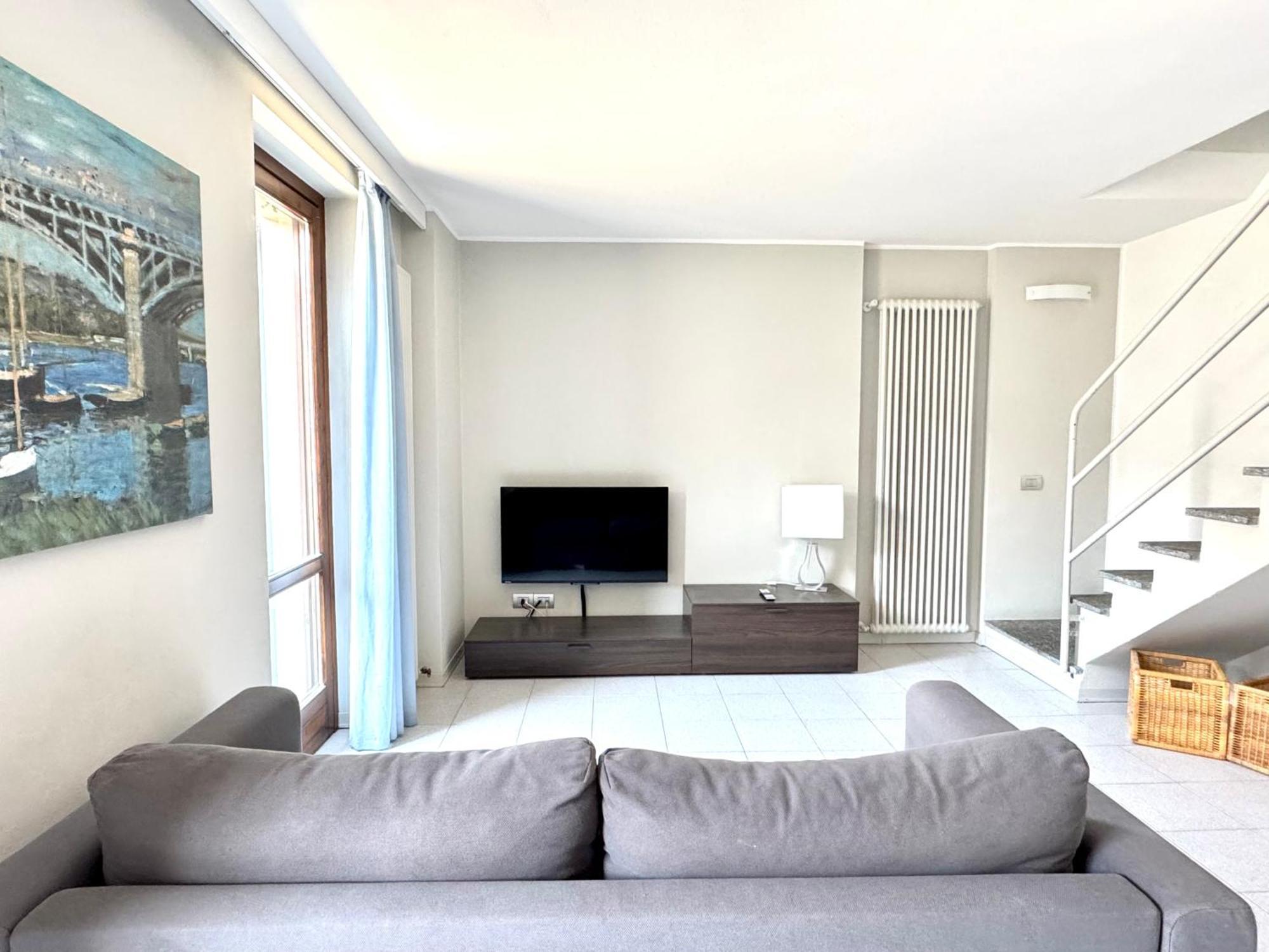 Iris 2 Di Apartment