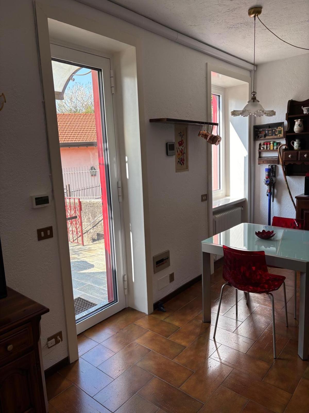 Holiday home Ester Lakehouse, Graziosa Casa Indipendente *