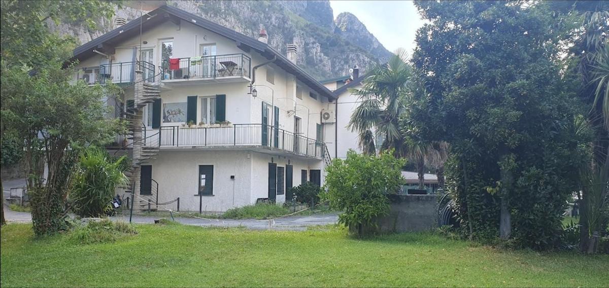 Apartment L For *