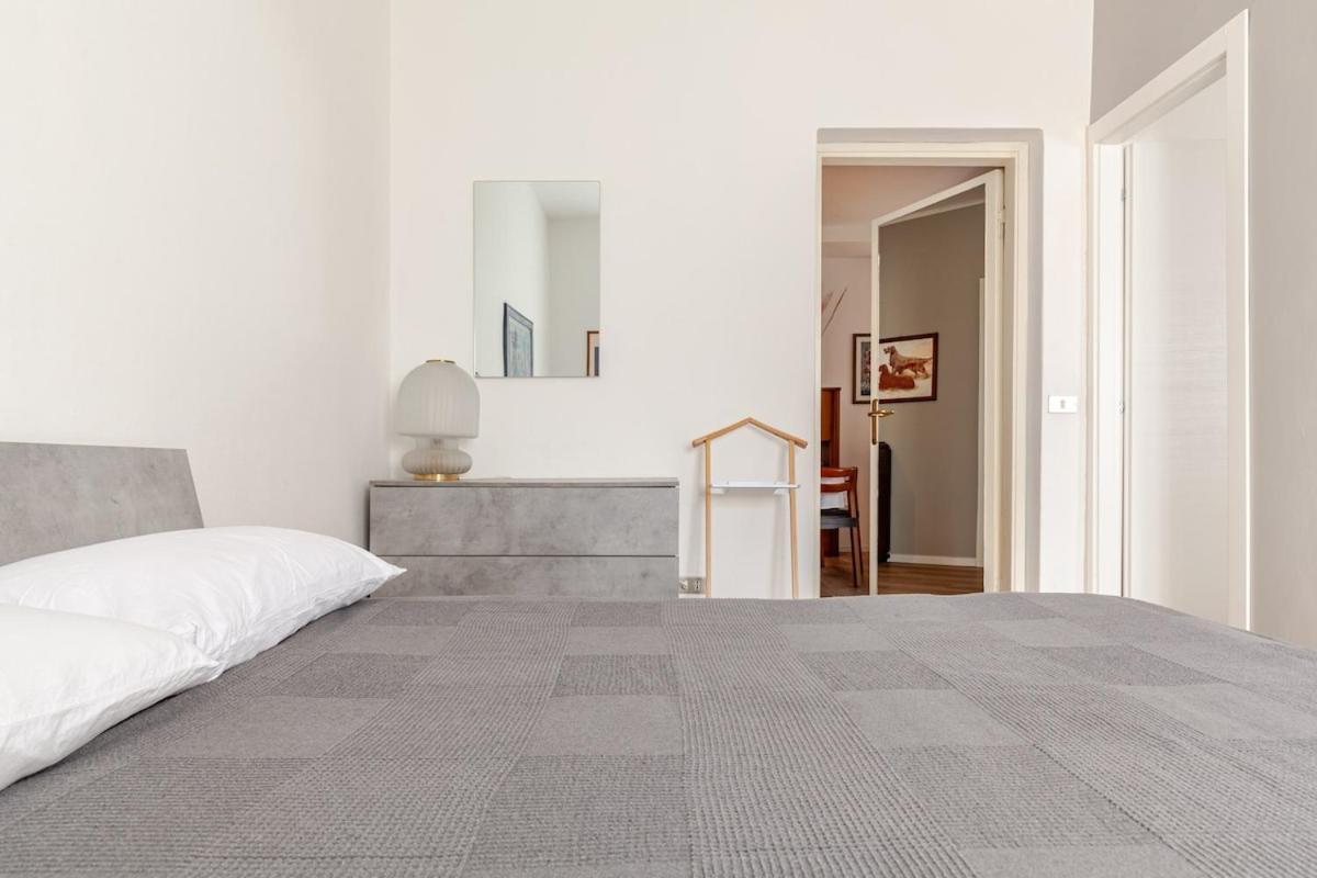 L For Apartment Mandello del Lario