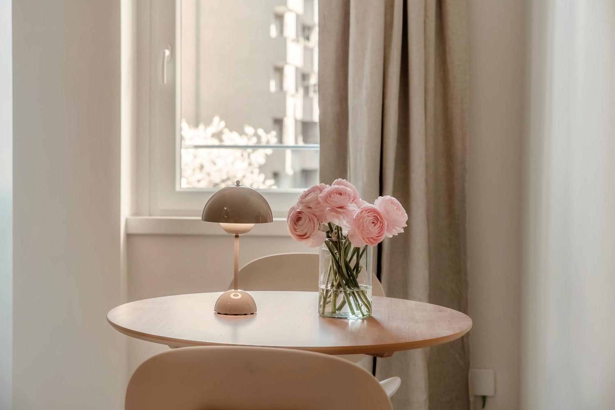 Apartment Floristeria By Quokka 360 - A Stone's Throw From The Walled Of Como
