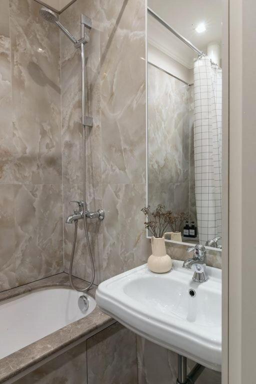 Great In Apartment Como