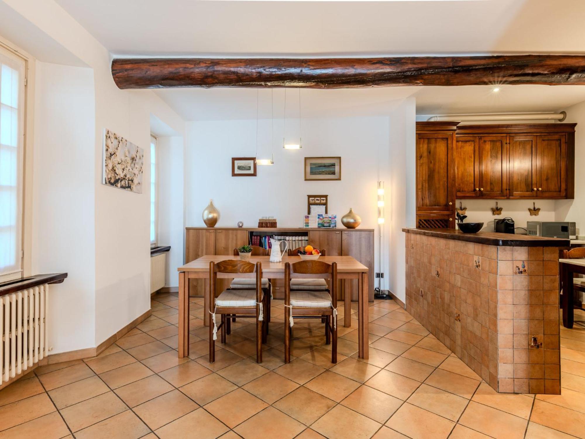 Lungolago By Interhome