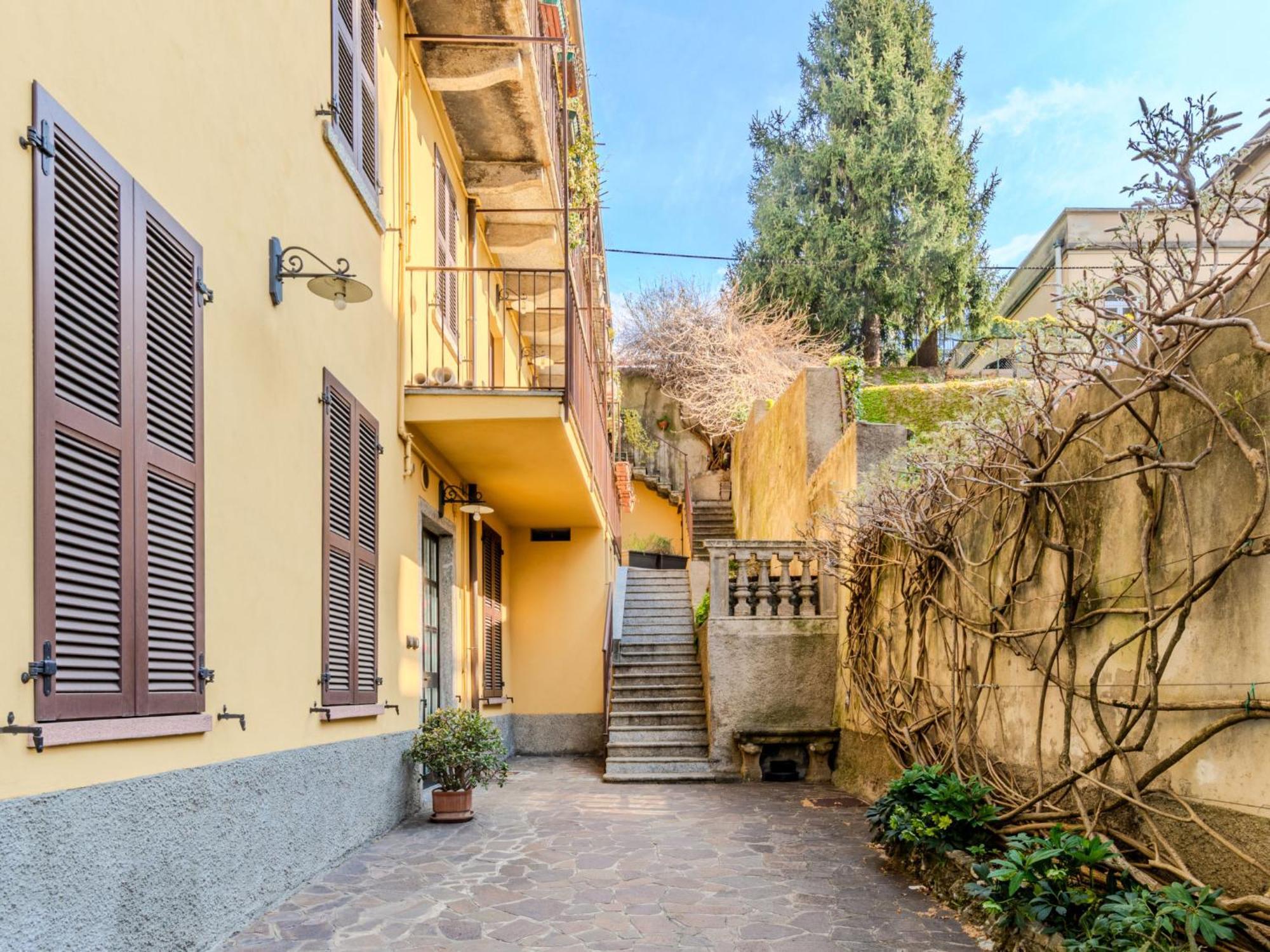 Lungolago By Interhome * Lecco