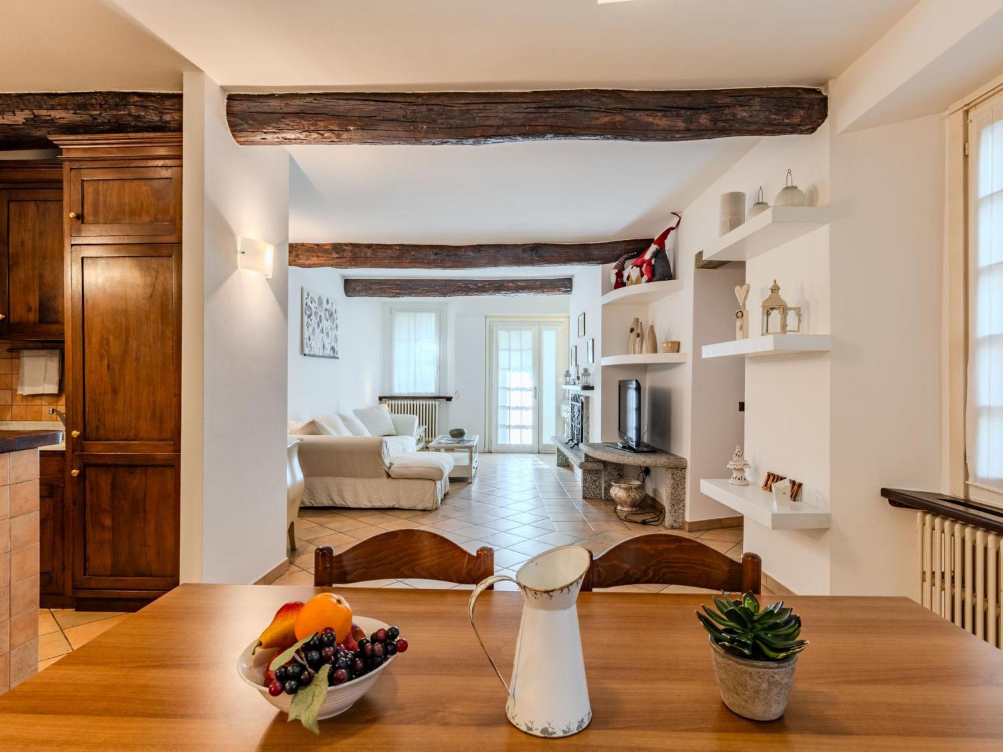 Apartment Lungolago By Interhome