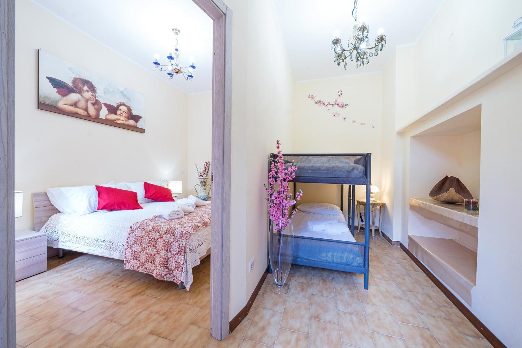 B&B La Corte And Home Restaurant - Free Parking - 10 Minutes To The Lake And Centre Bed & Breakfast *