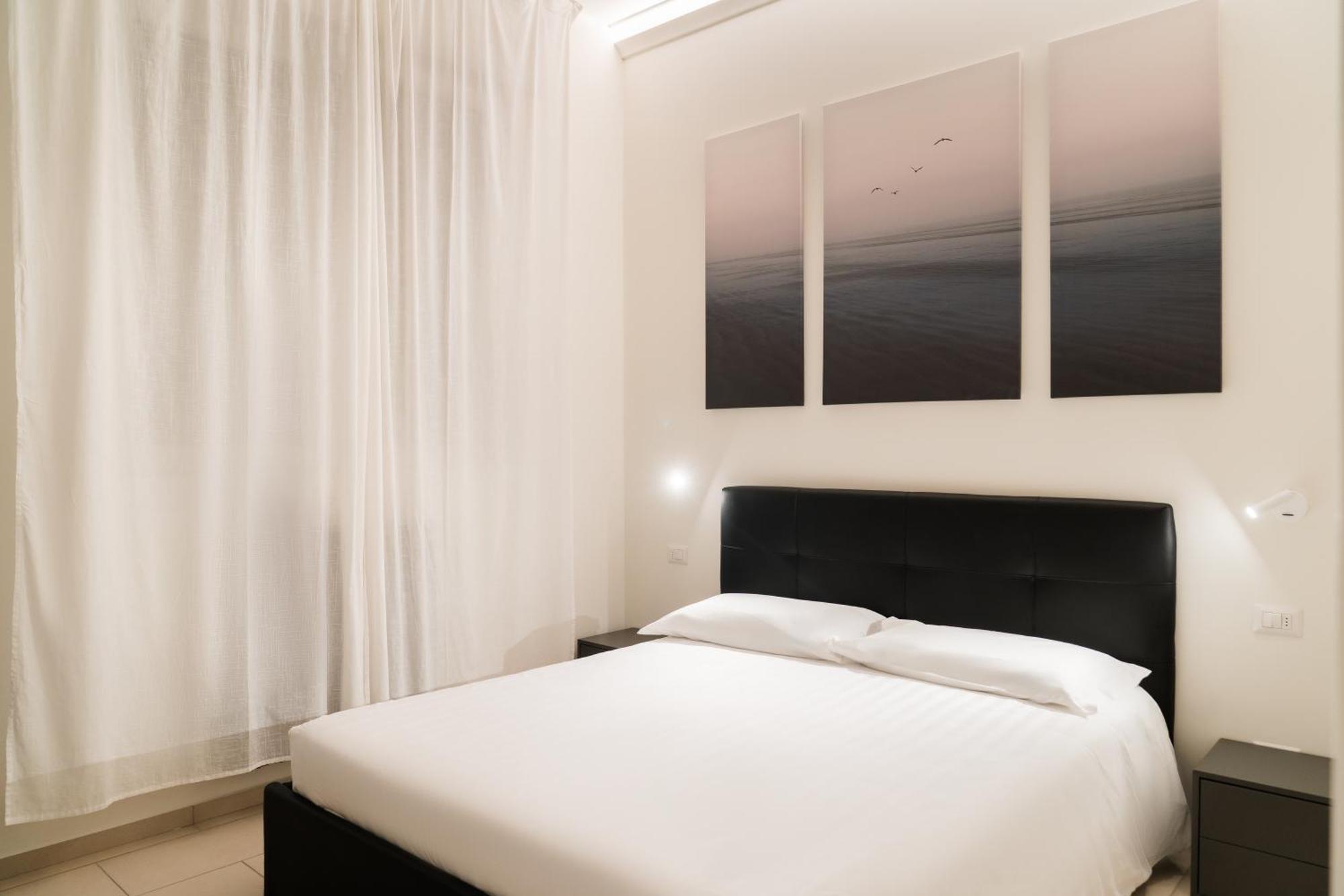 Dieci By Comorooms Apartment *