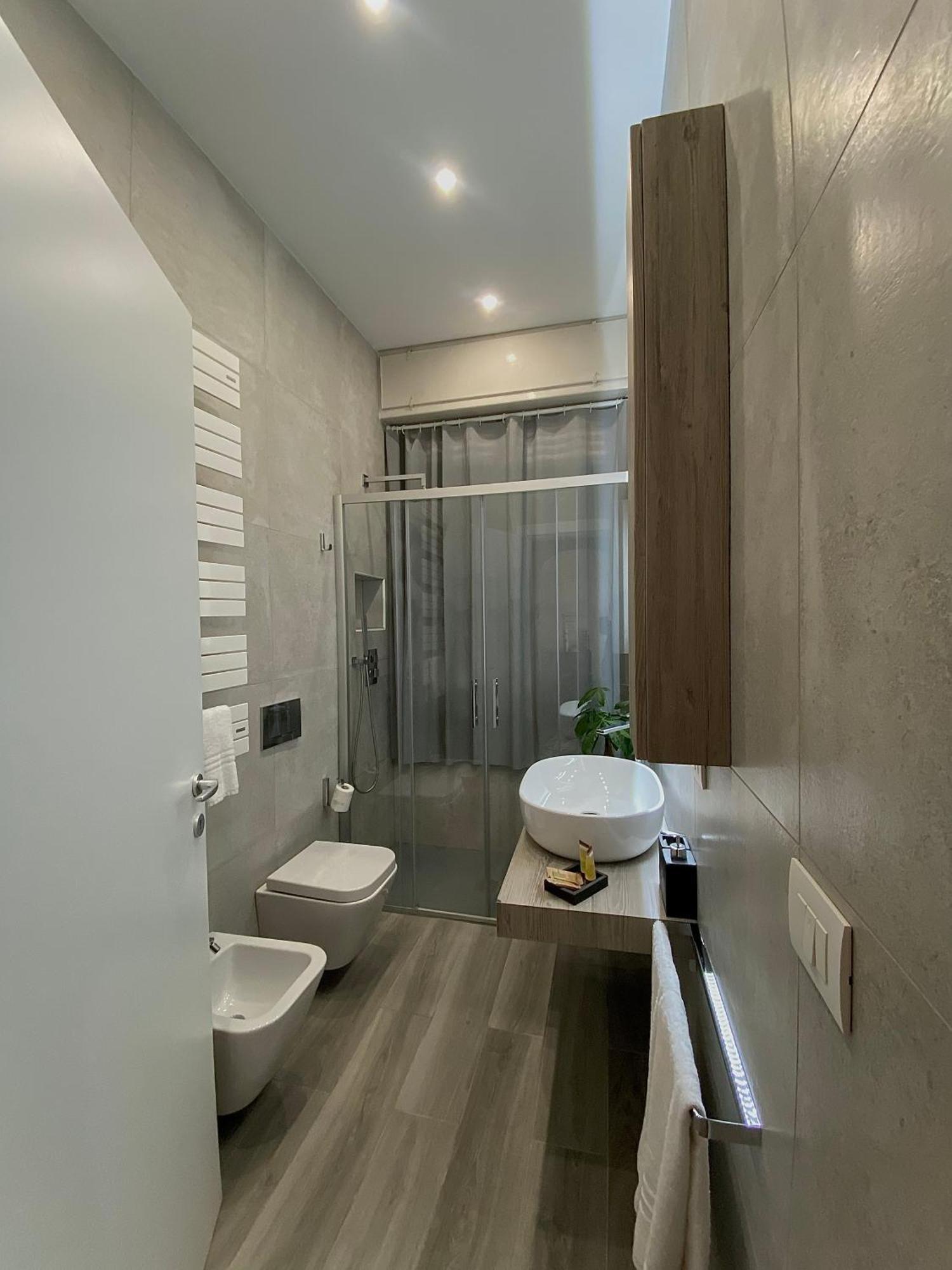 Casa Sara Parcheggio Interno Privato * Cernobbio