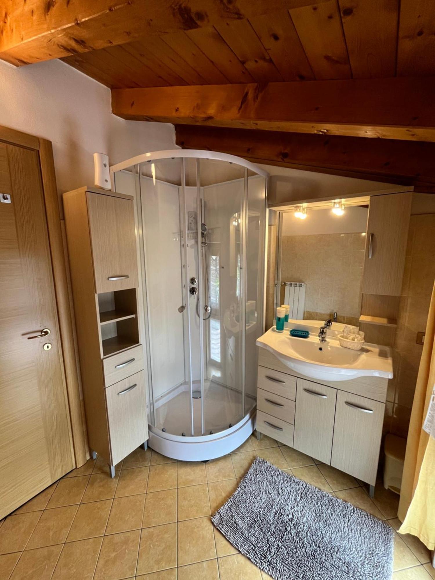 B&B Garzola Isola Comacina