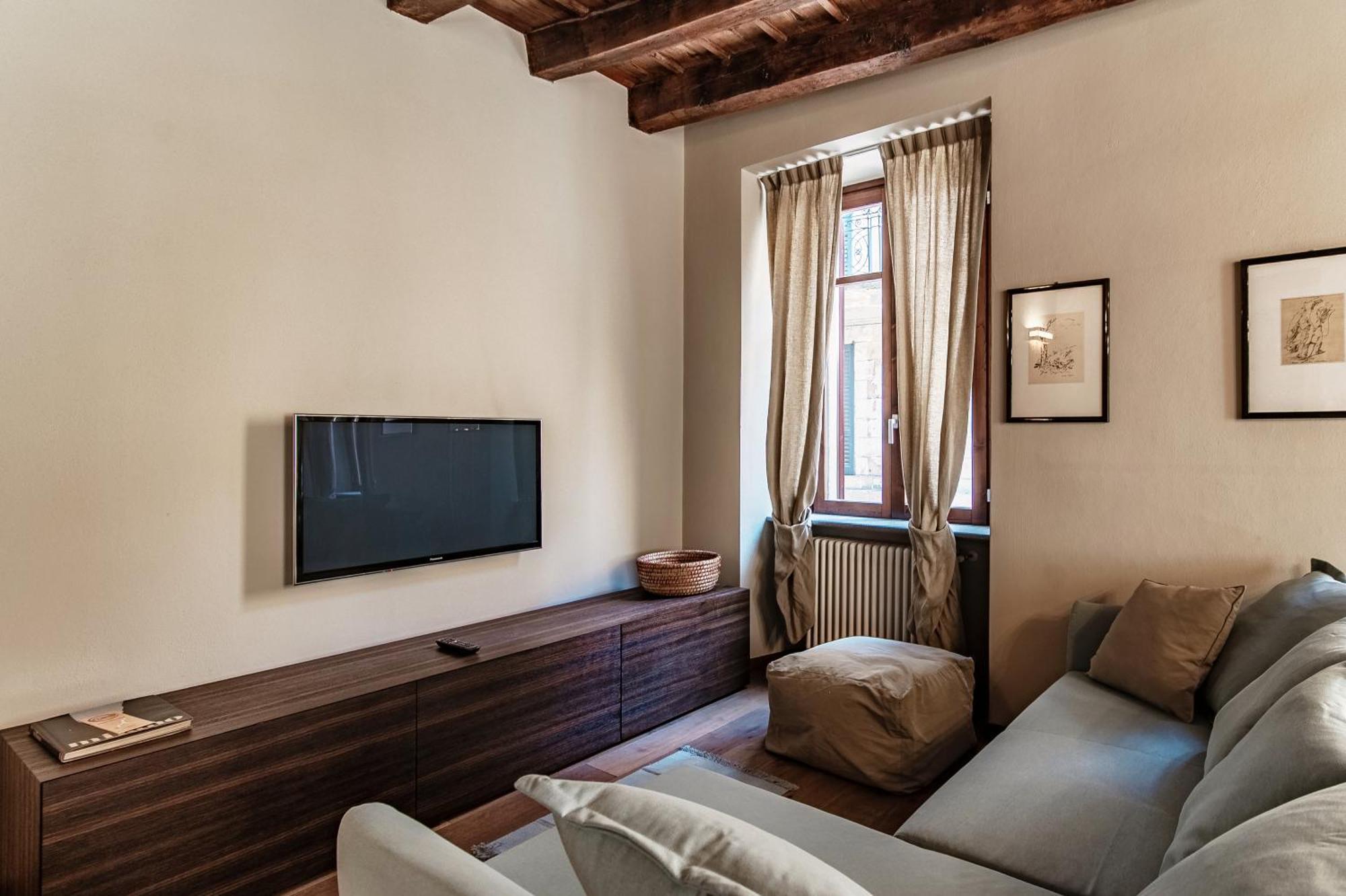 First & Urban Oasis - By Myhomeincomo Apartment *