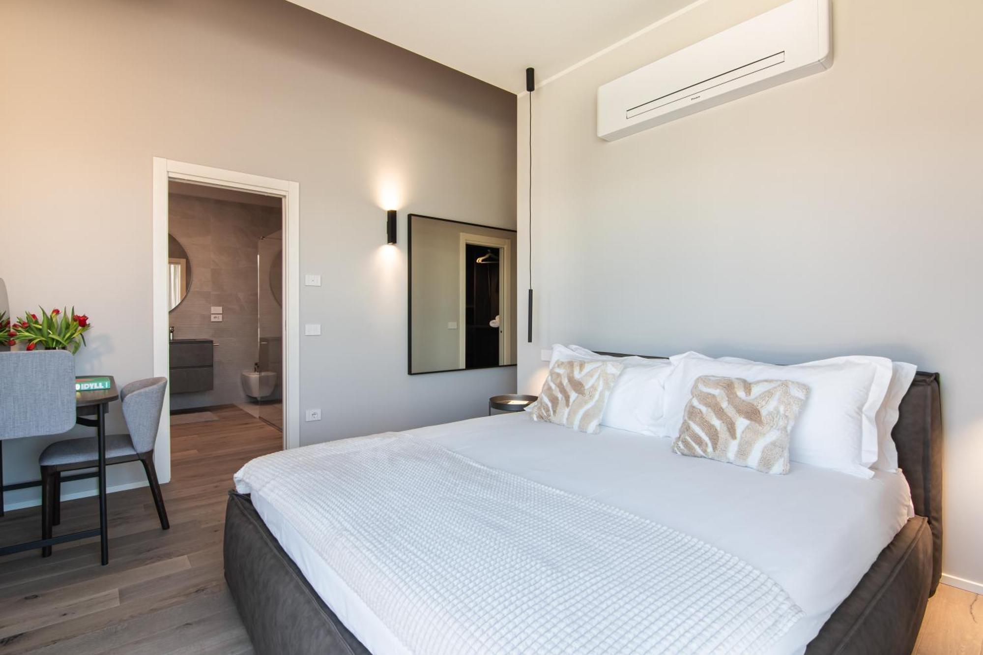 Aparthotel Dorato Luxury & - View