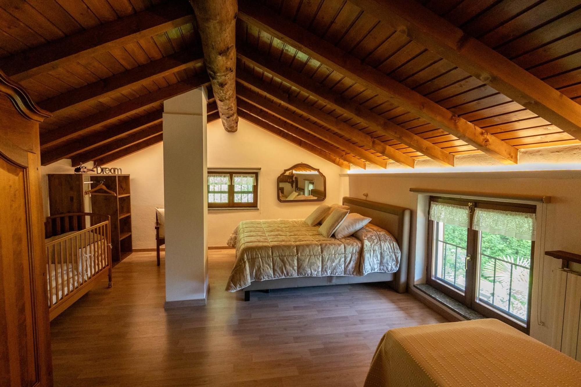 Rosch Holiday home Lezzeno