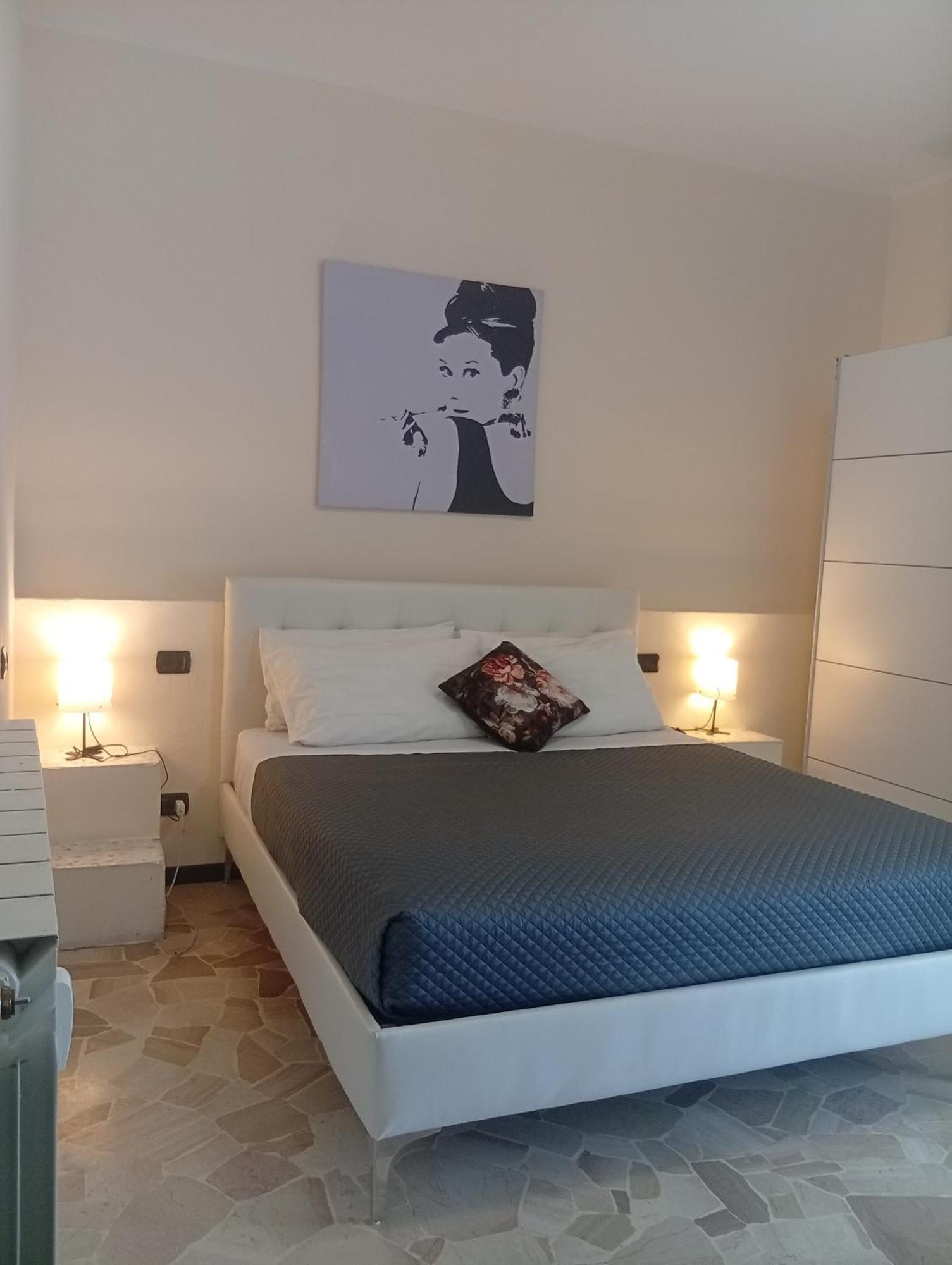Elizabeth House Apartment